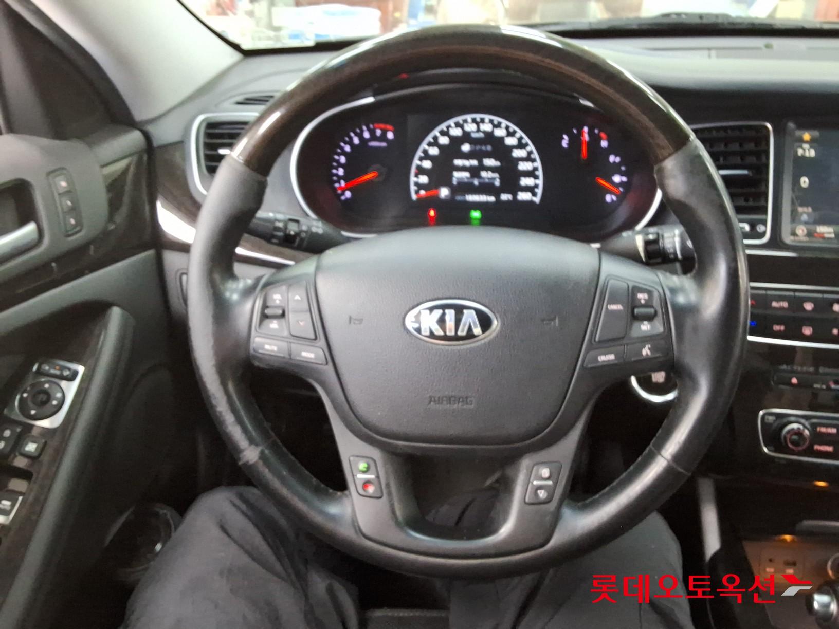 2013 - kia k7