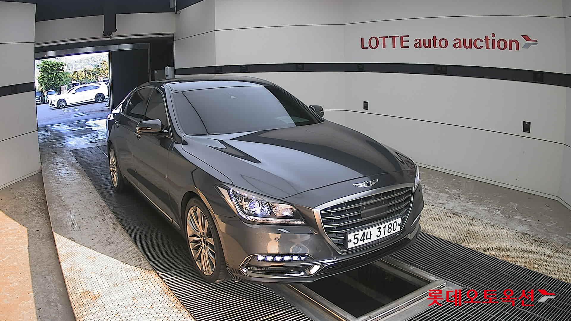 2018 - genesis g80