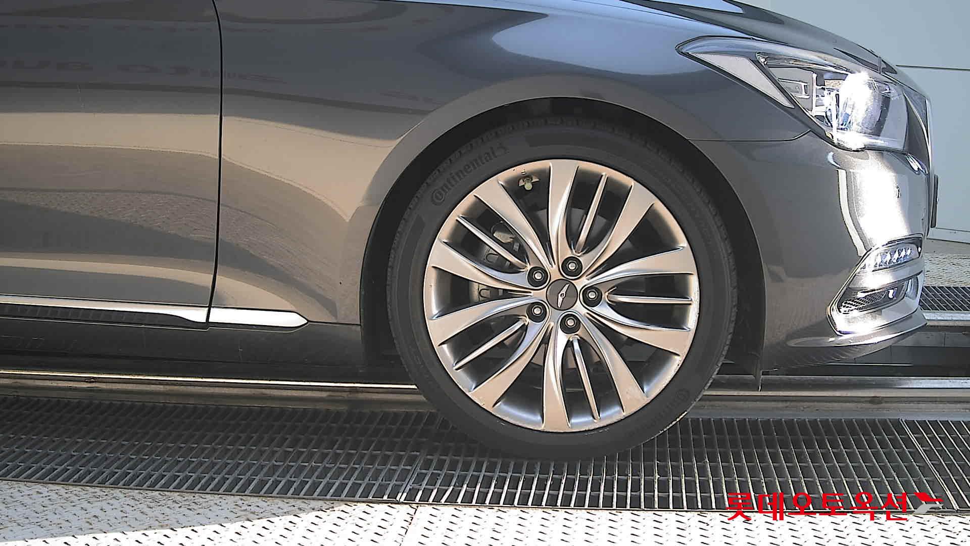 2018 - genesis g80