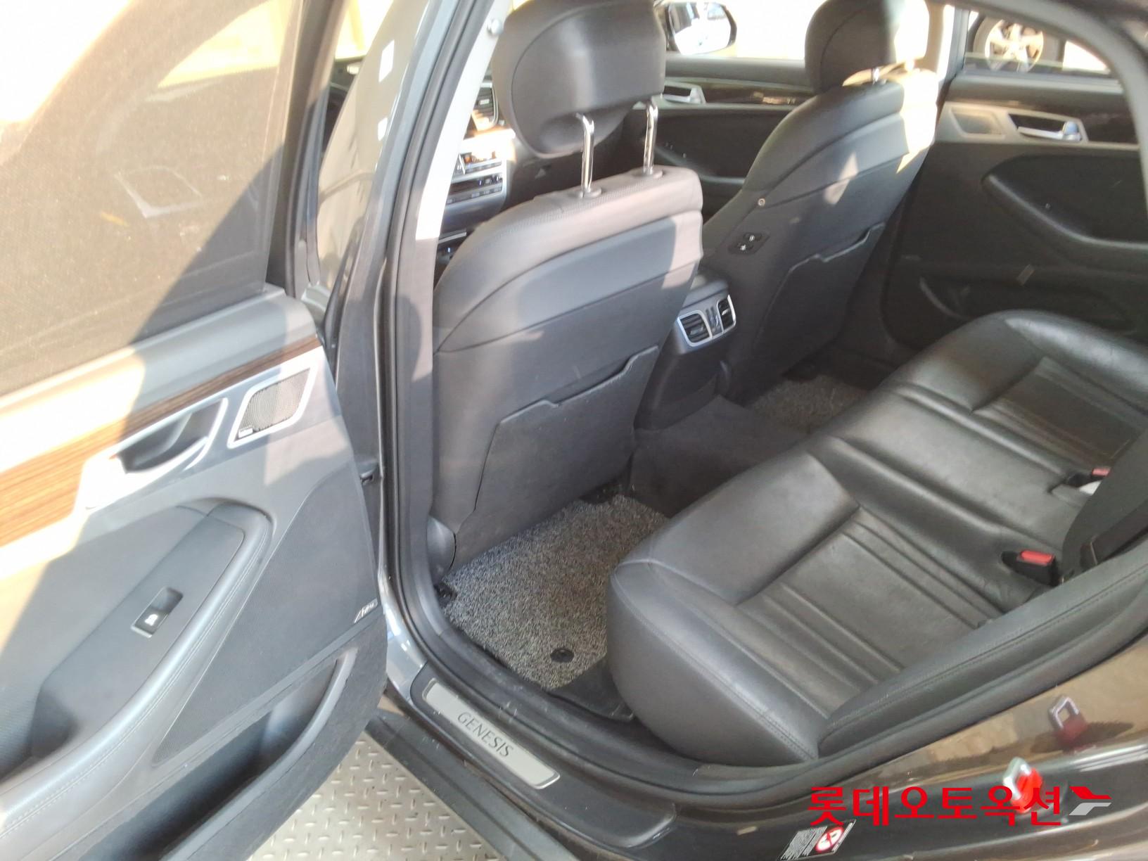 2018 - genesis g80