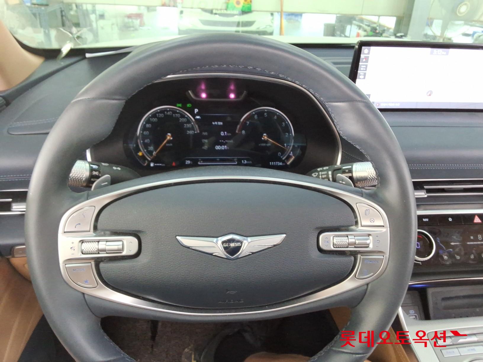 2021 - genesis gv80
