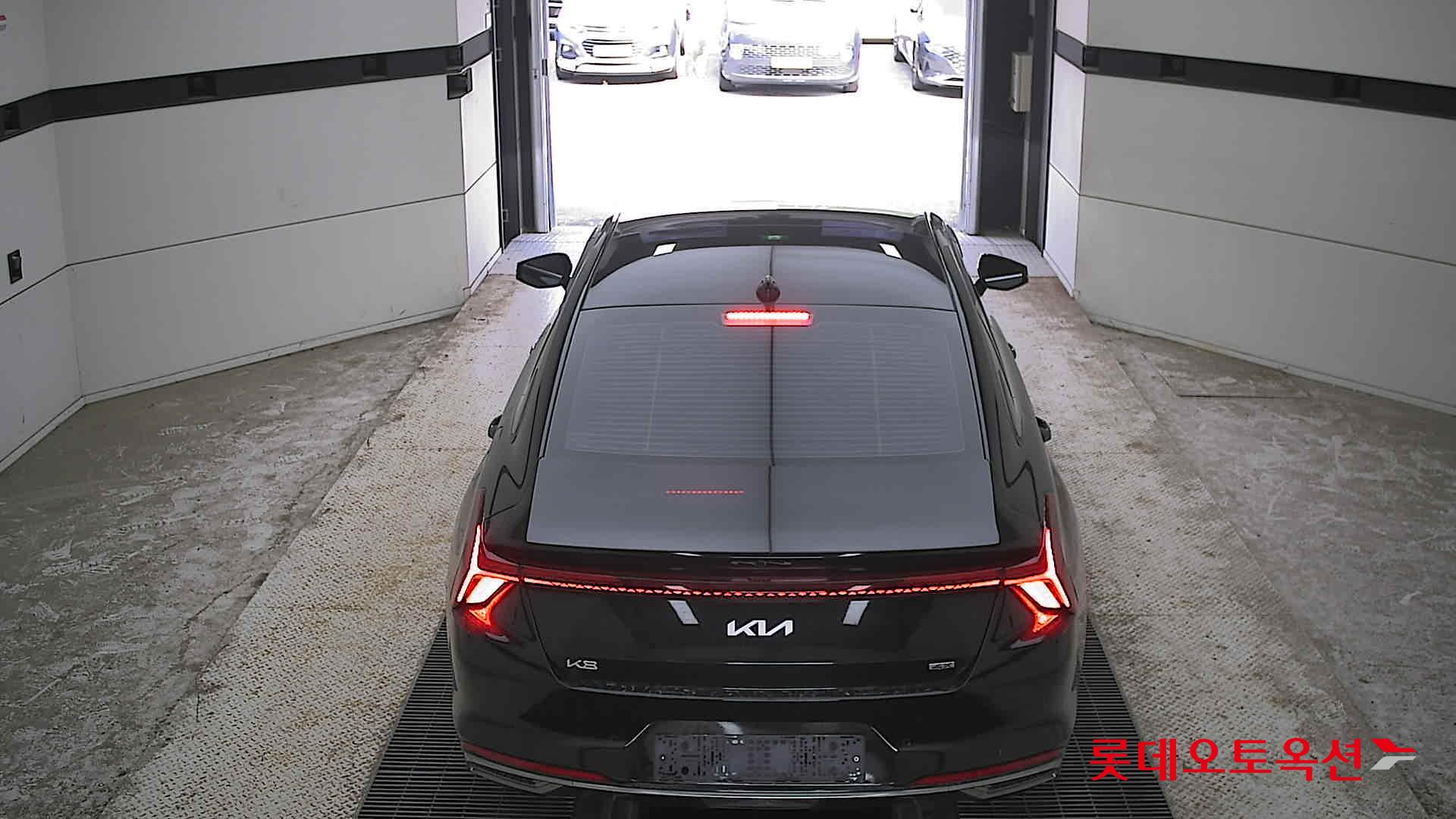 2022 - kia k8