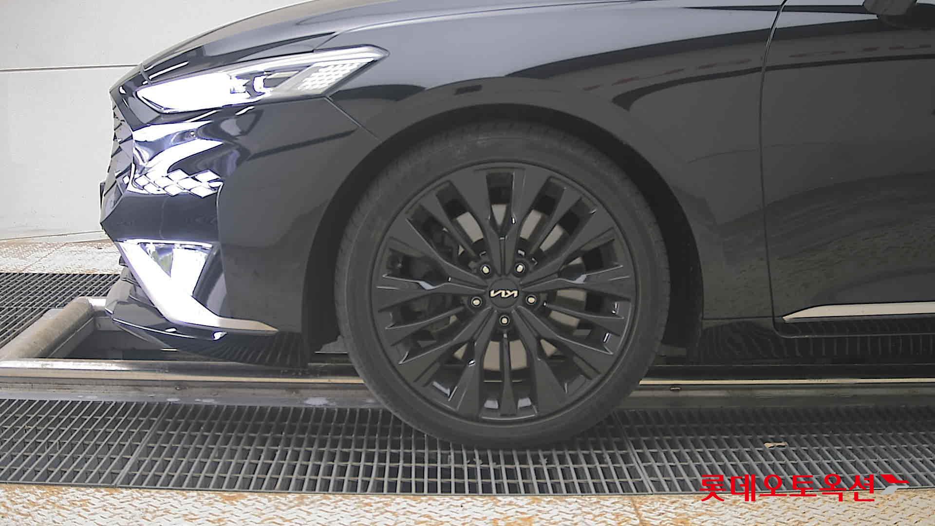 2022 - kia k8