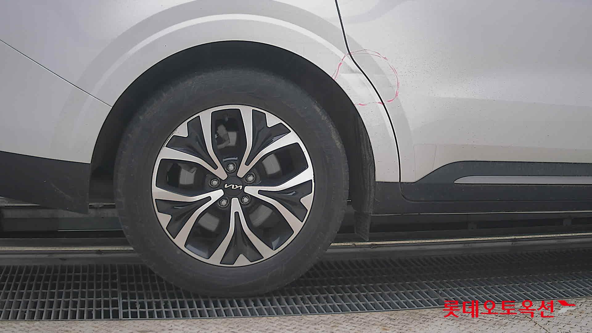 2022 - kia carnival