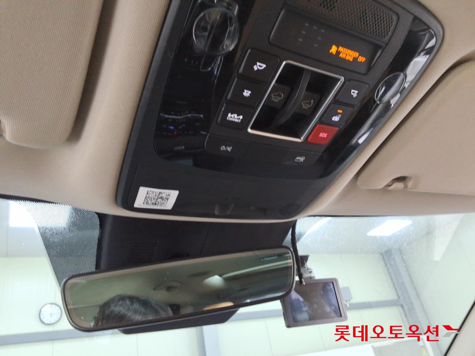 2022 - kia carnival