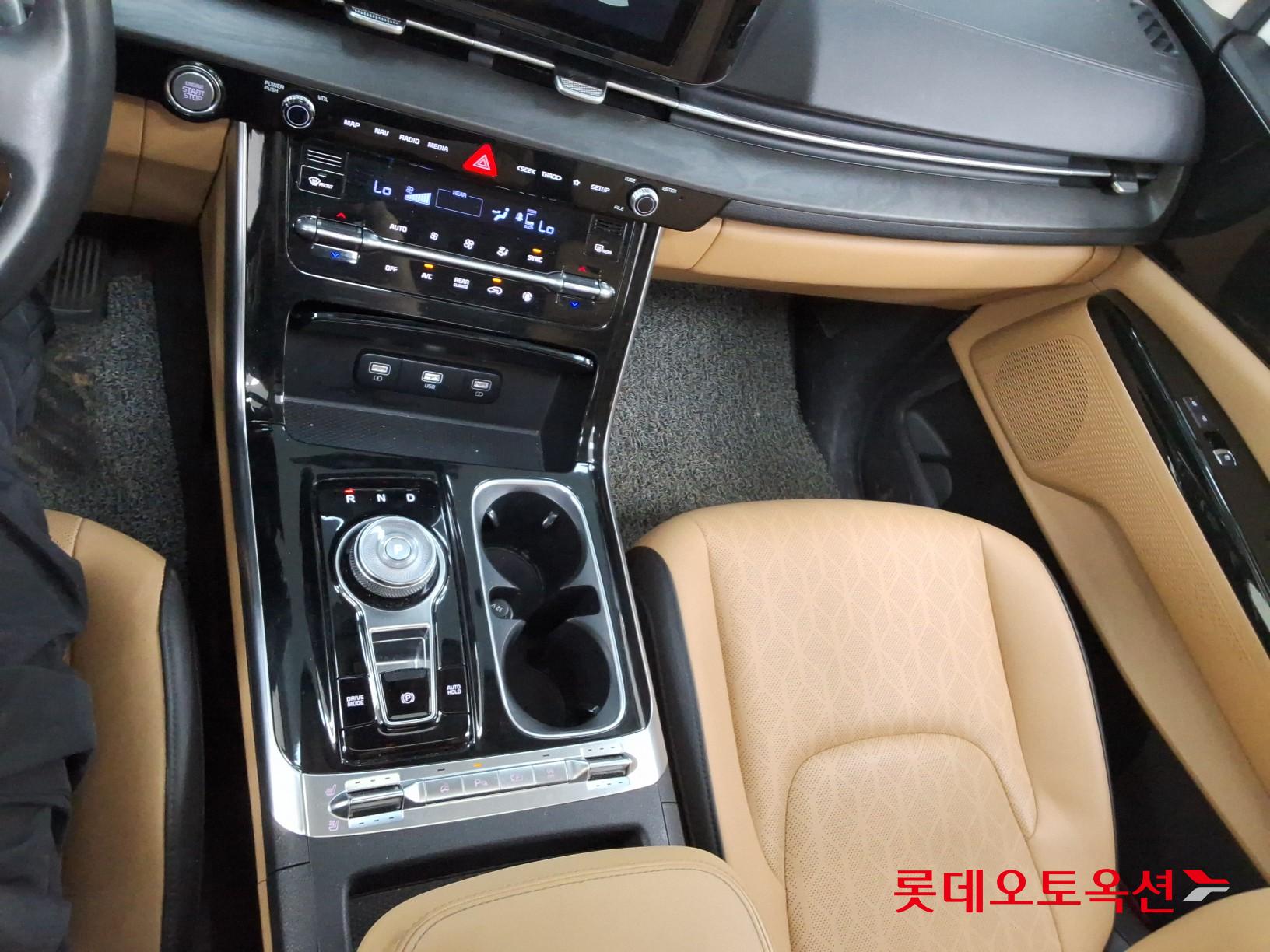 2022 - kia carnival