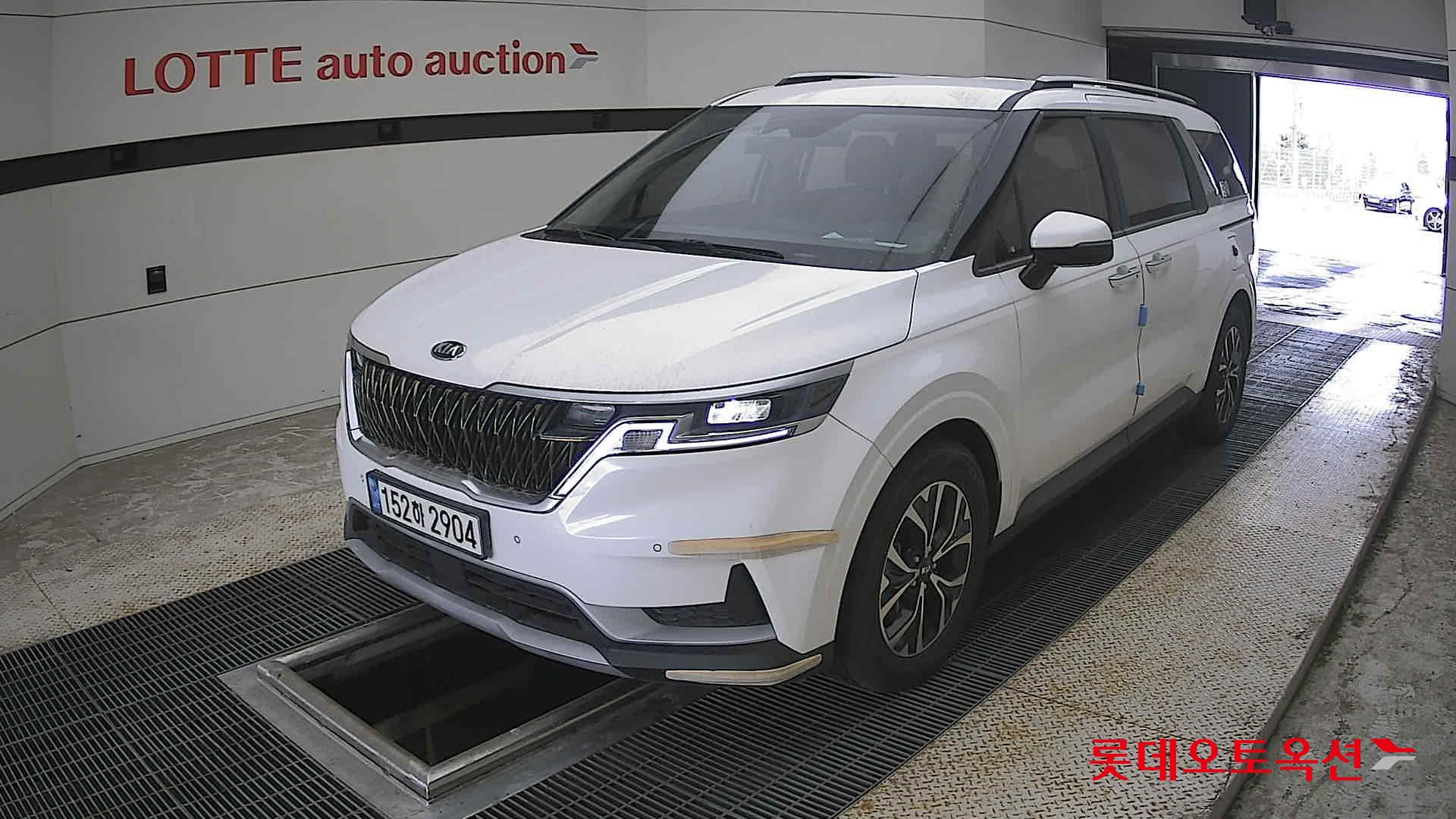 2021 - kia carnival