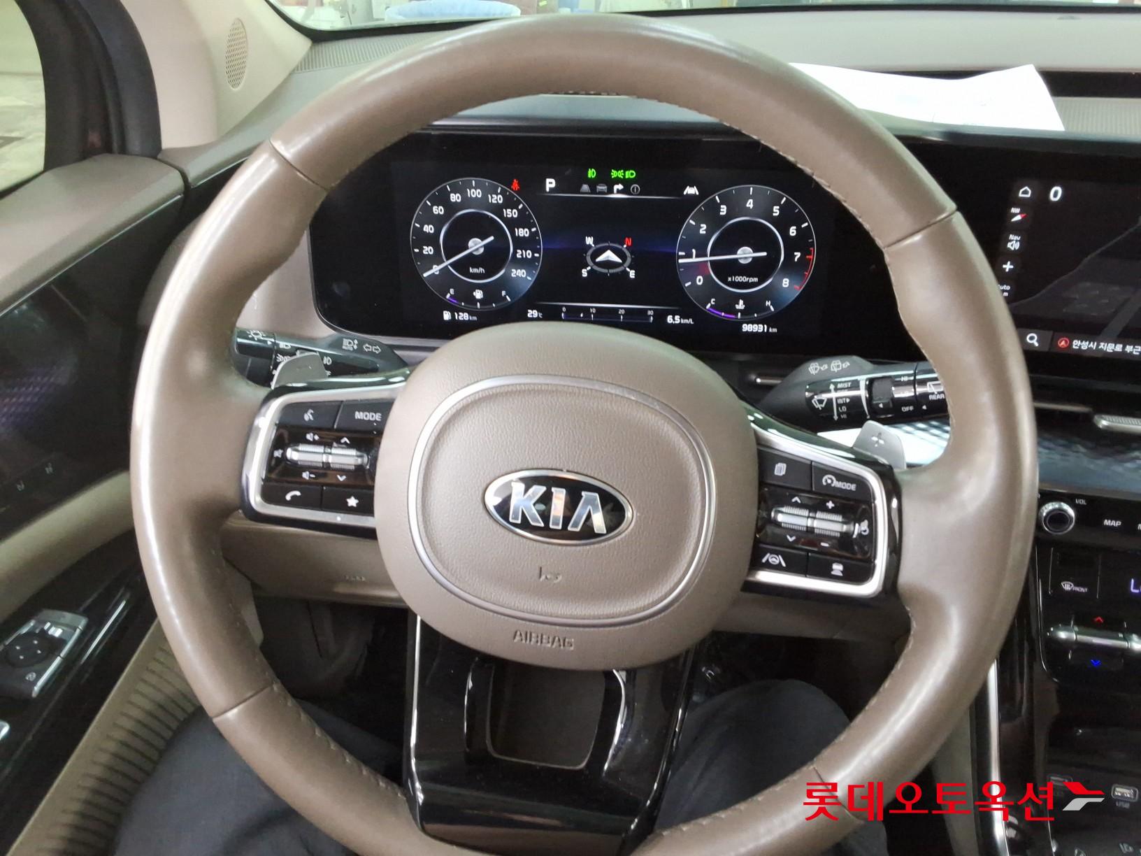 2021 - kia carnival