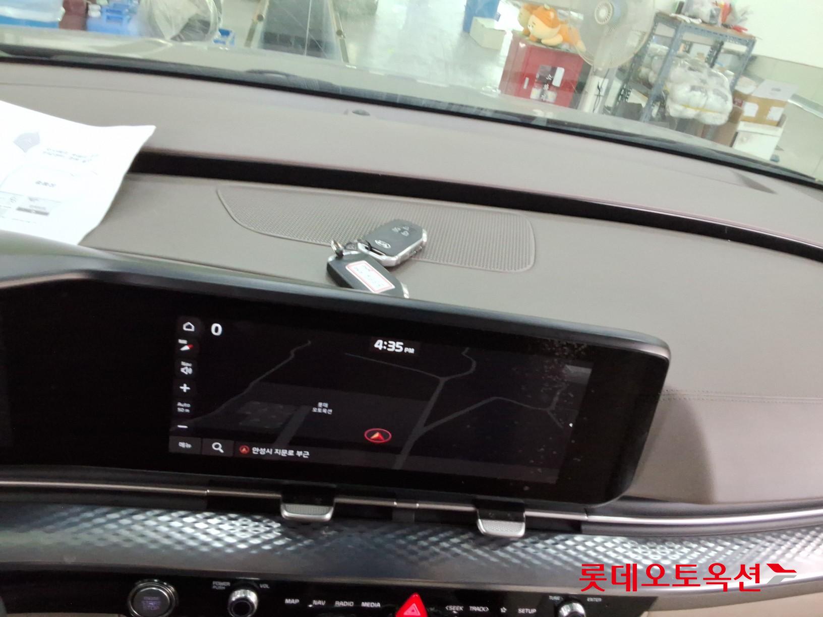 2021 - kia carnival