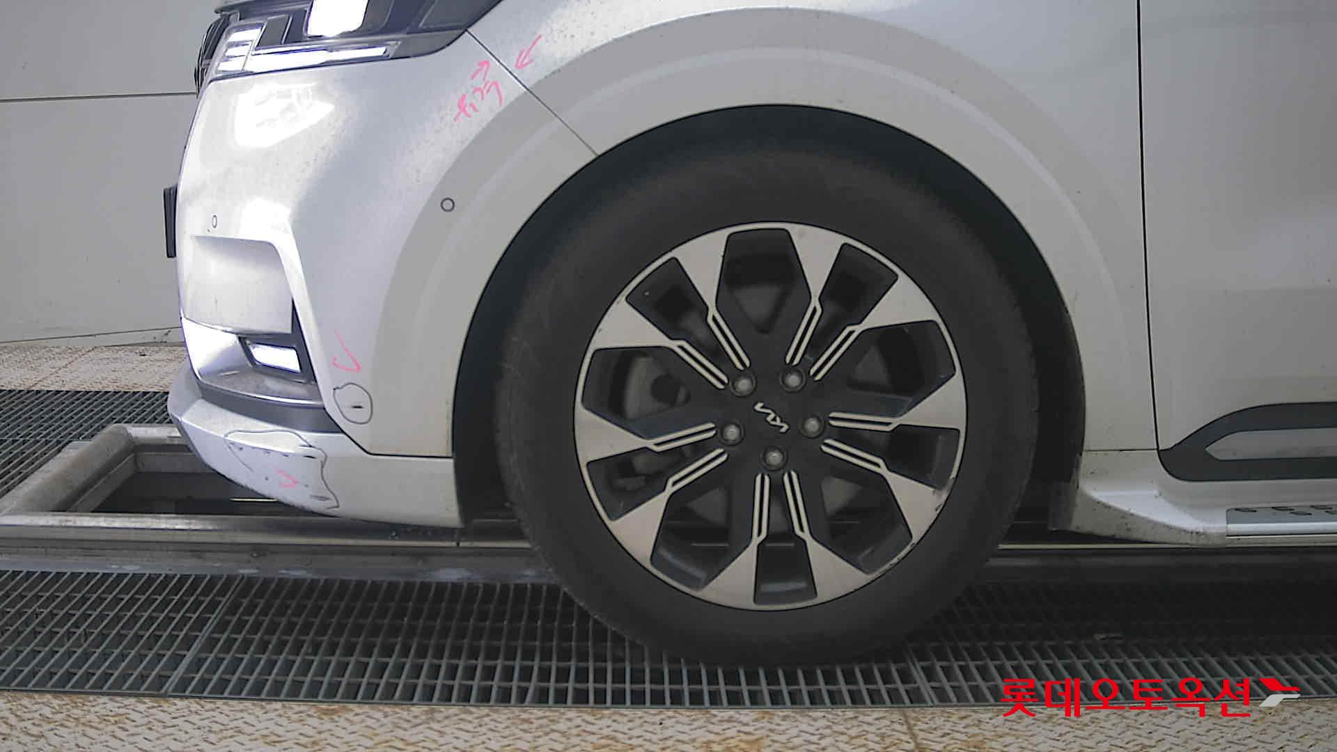 2022 - kia carnival
