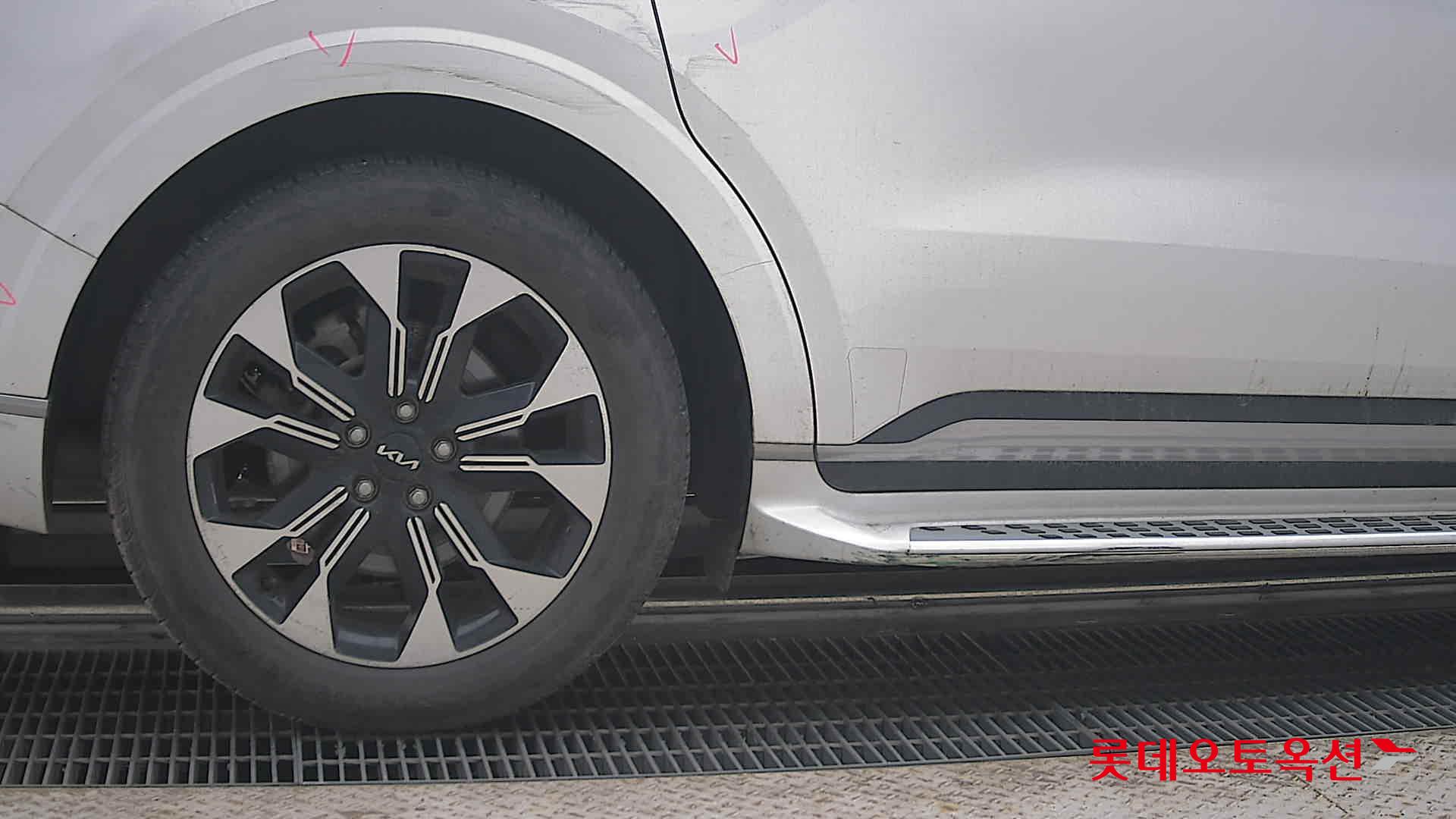2022 - kia carnival