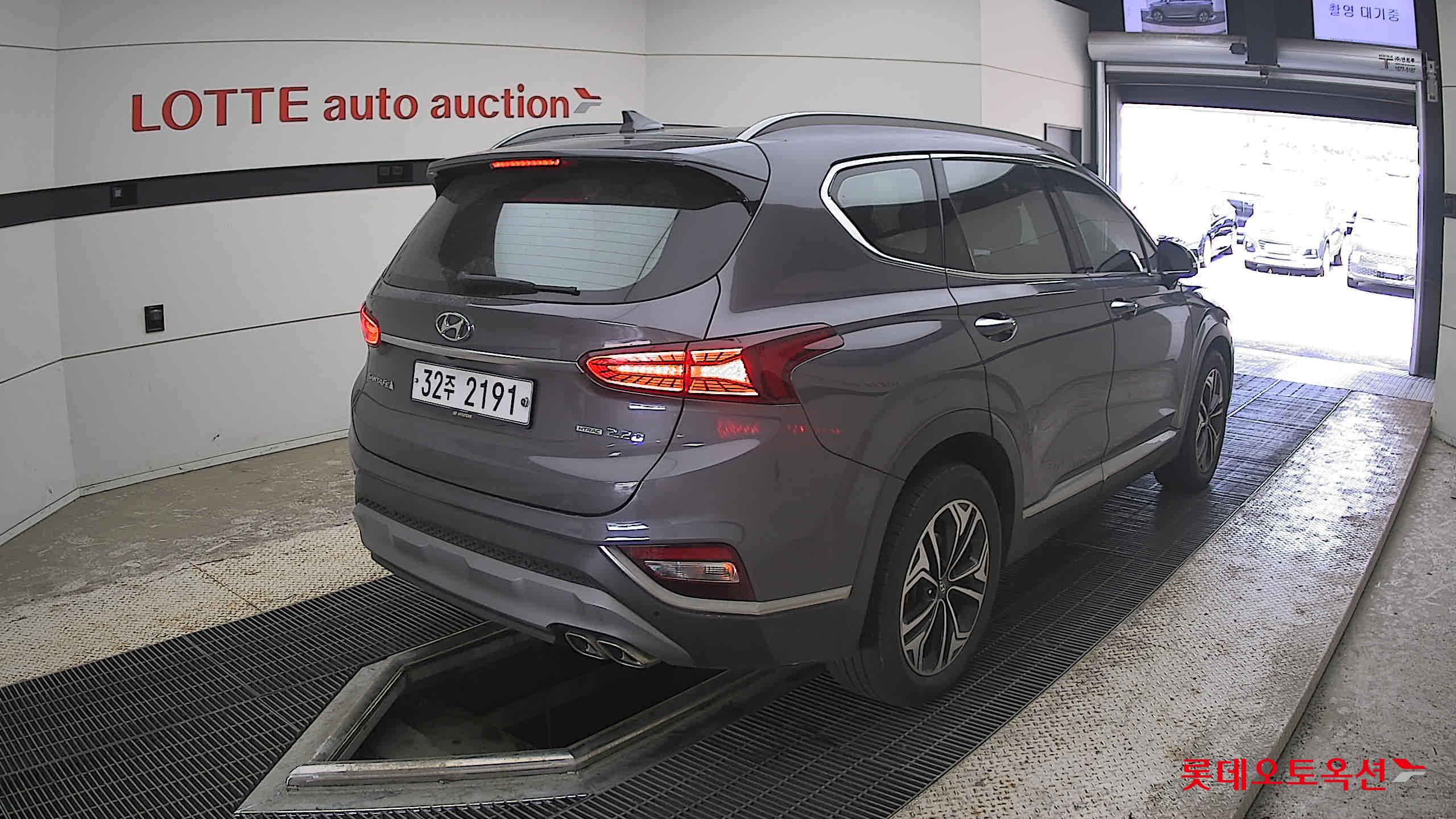 2019 - hyundai santafe