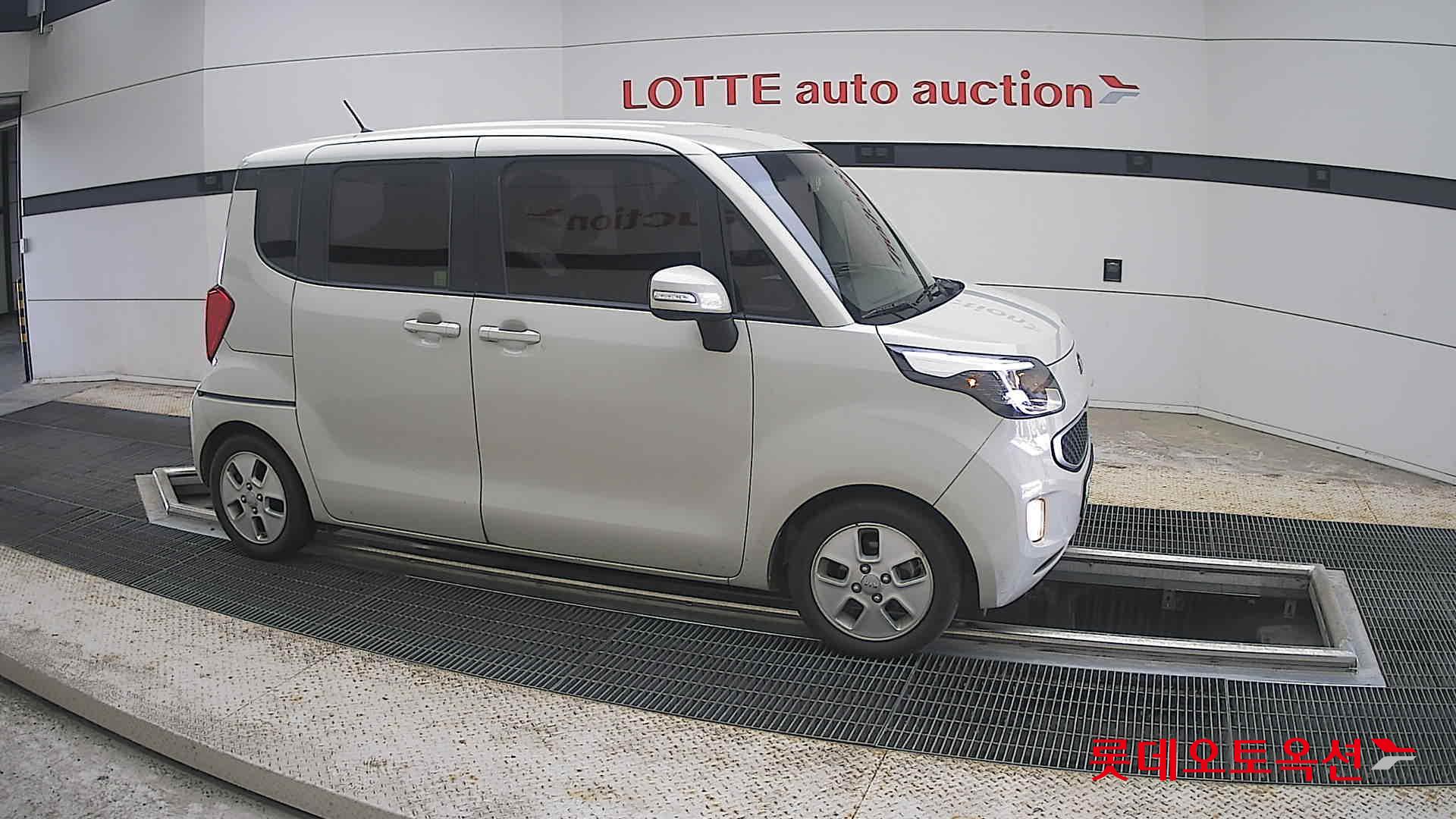 2017 - kia ray