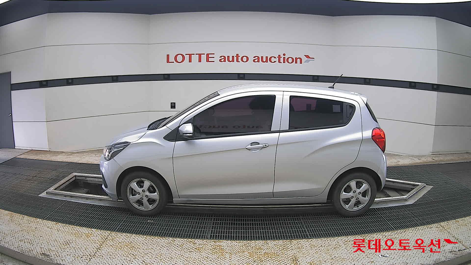2017 - chevrolet spark