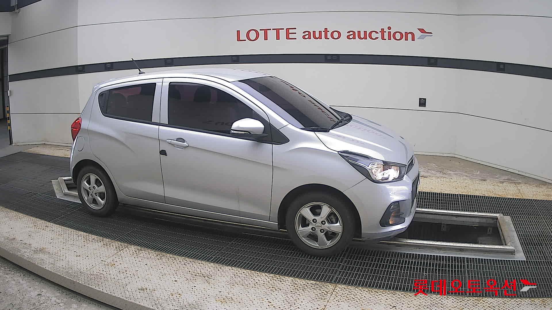 2017 - chevrolet spark