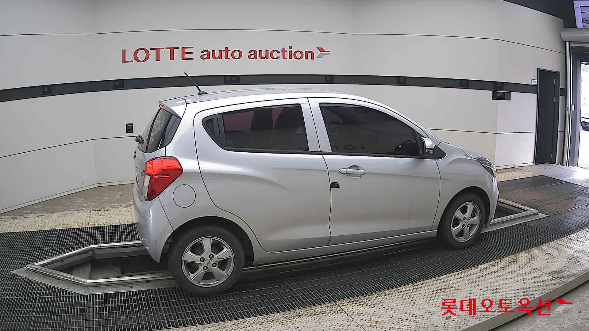 2017 - chevrolet spark