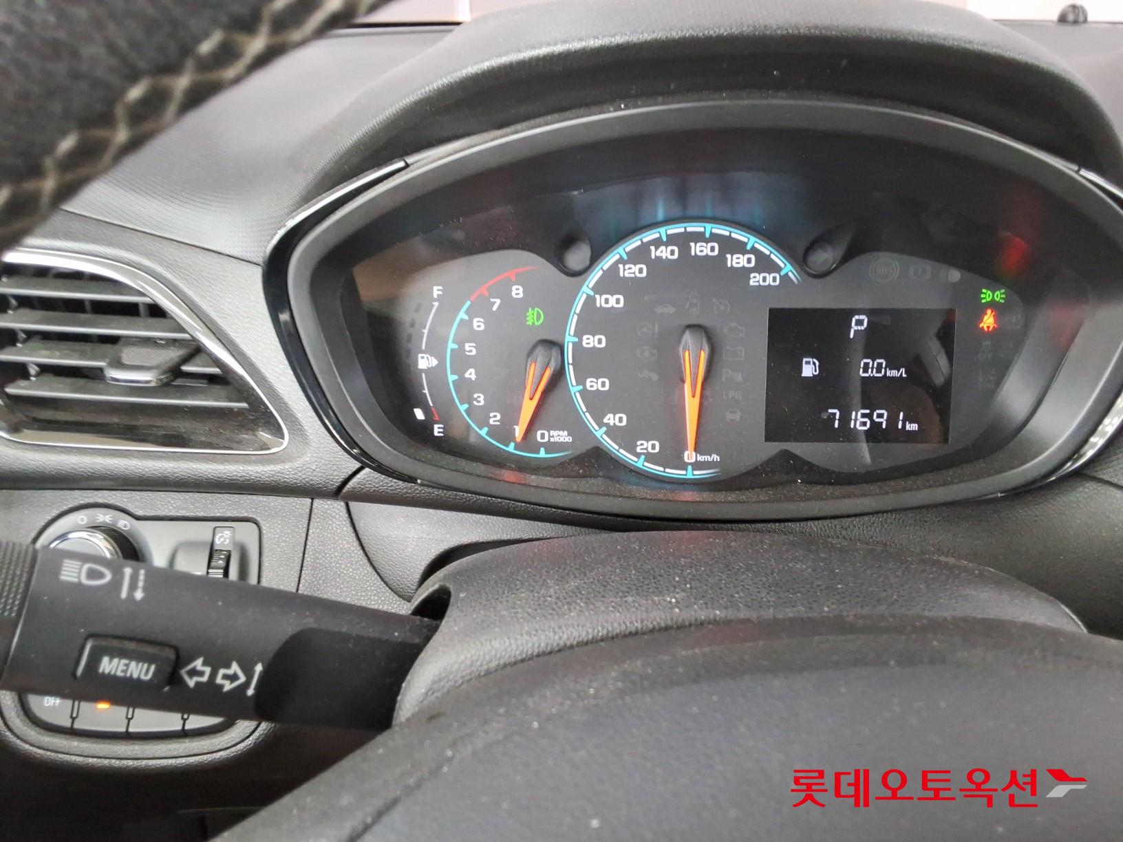 2017 - chevrolet spark