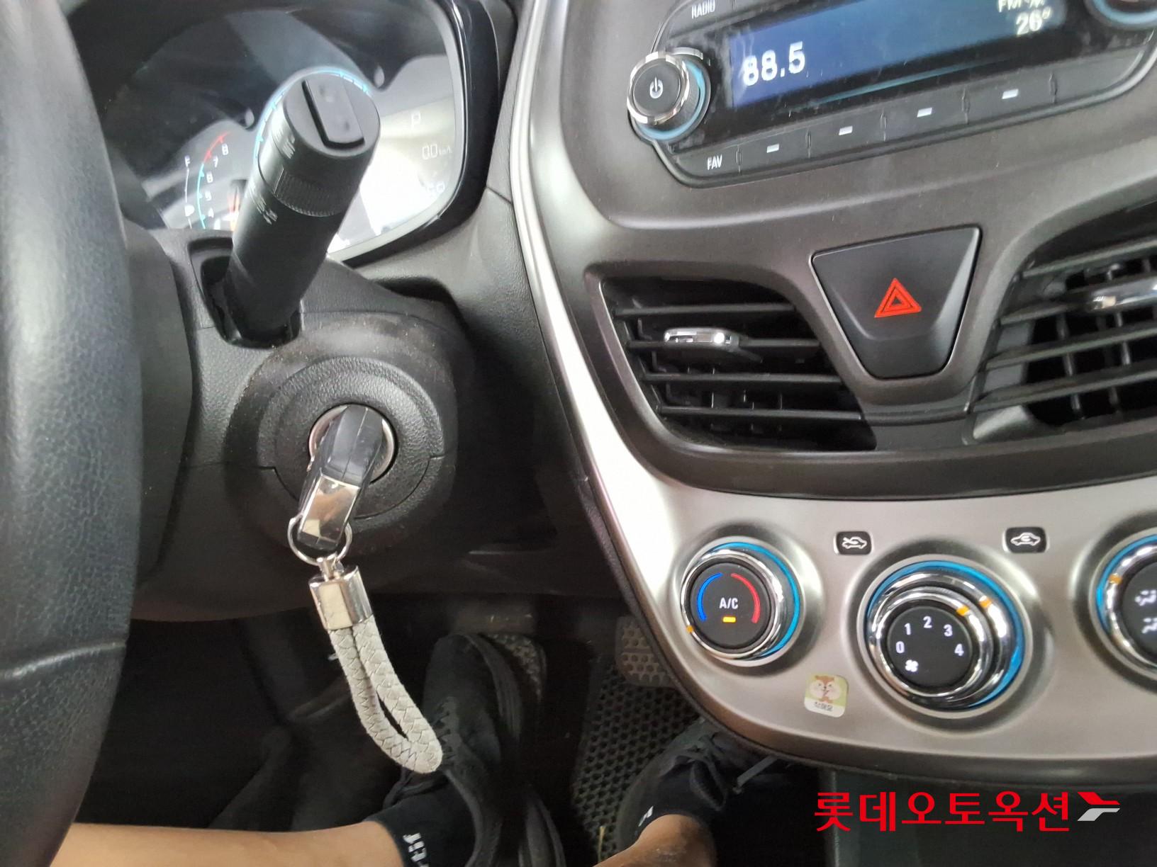 2017 - chevrolet spark