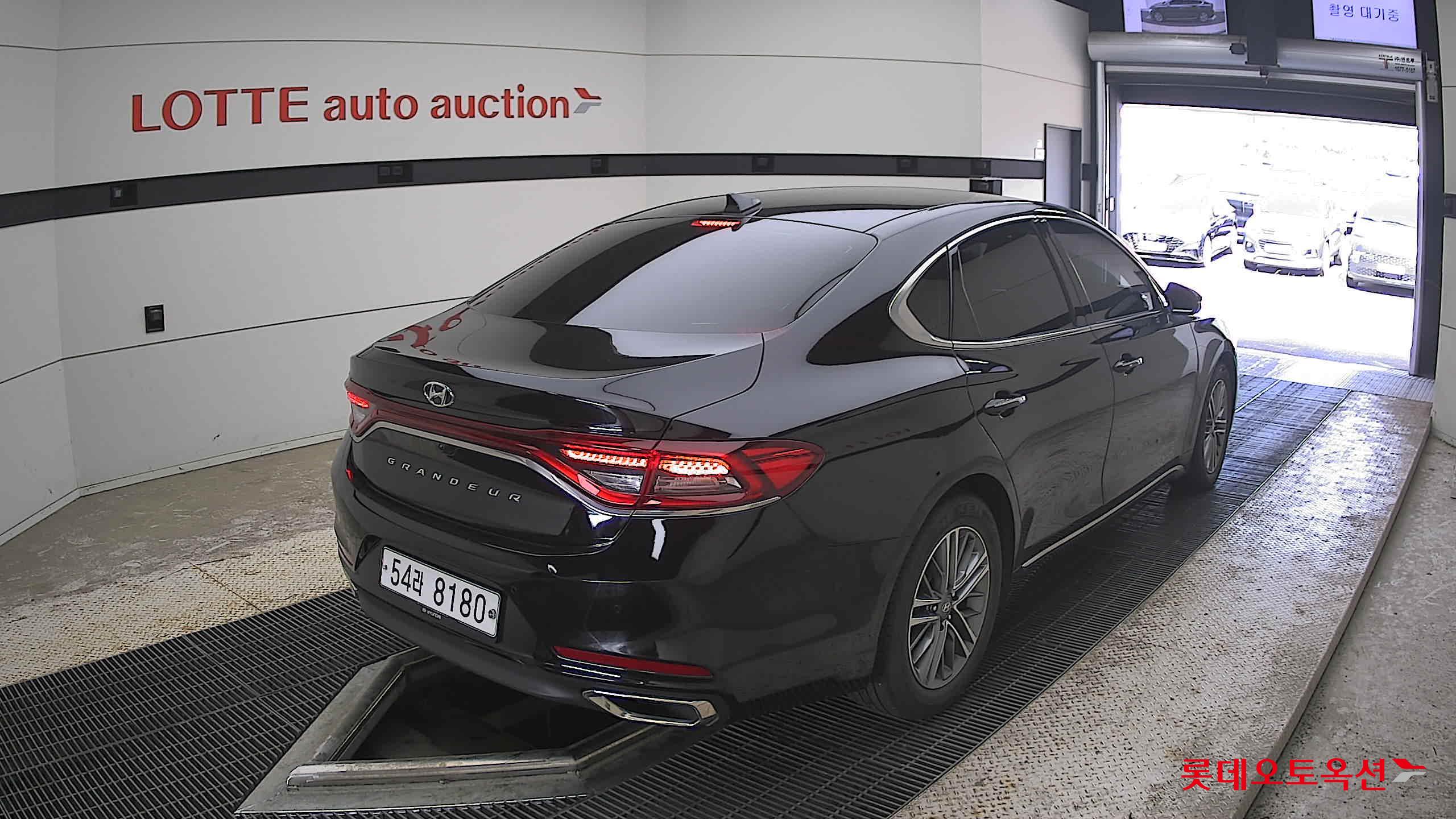 2019 - hyundai grandeur