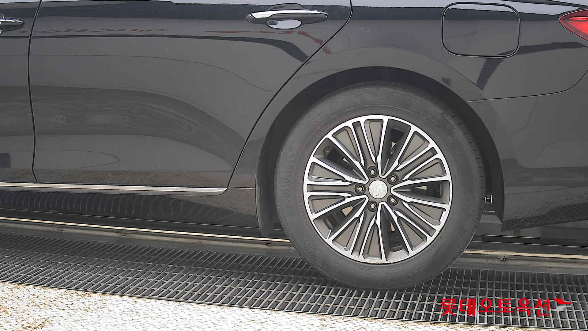 2019 - hyundai grandeur