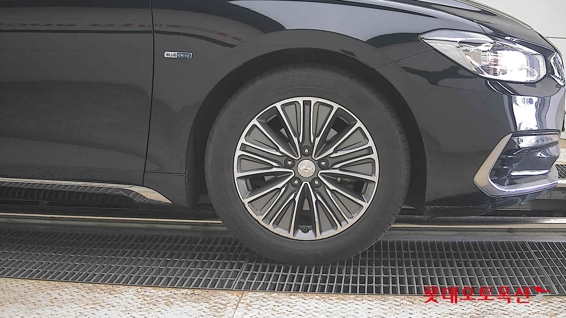 2019 - hyundai grandeur