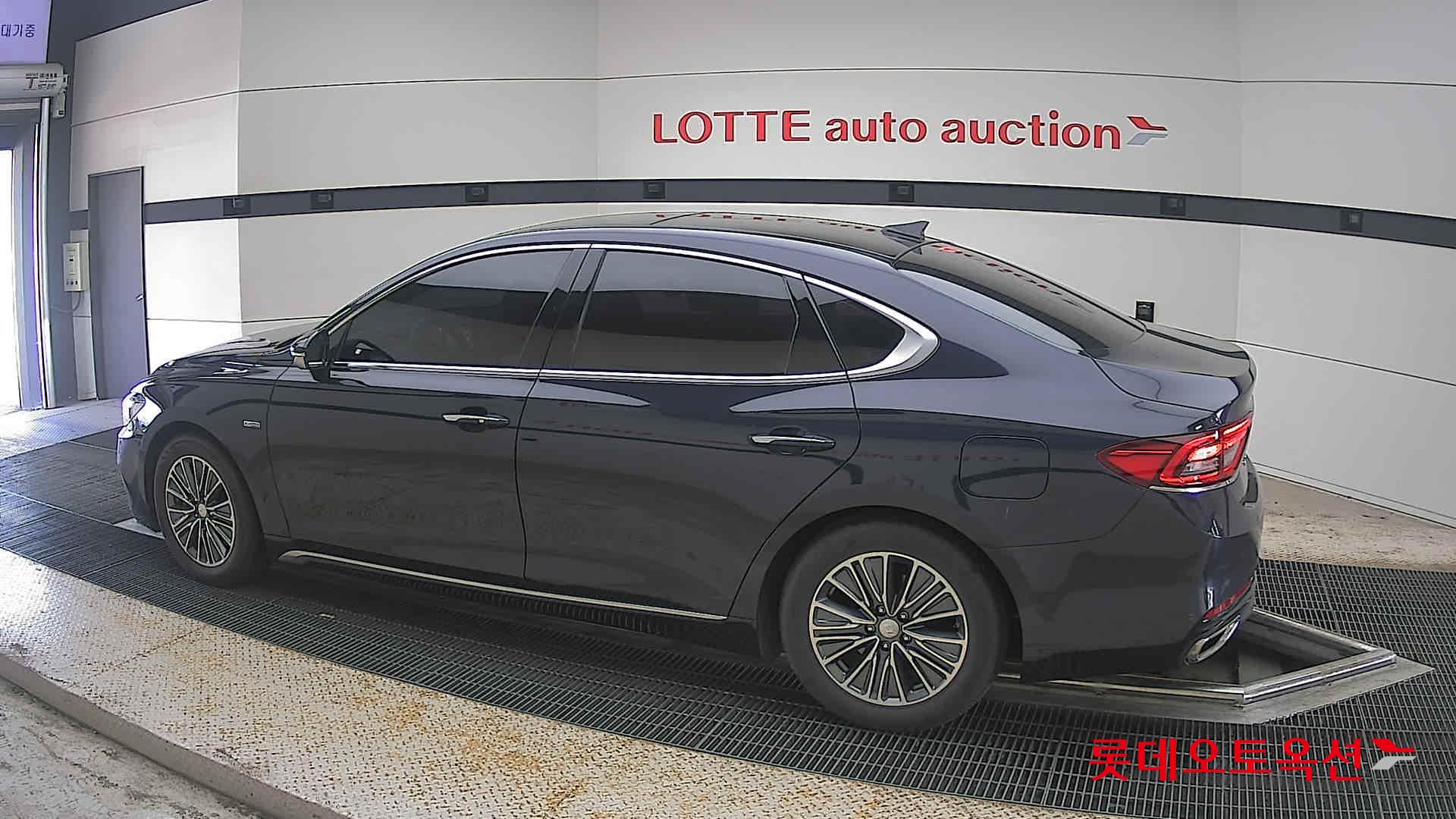 2018 - hyundai grandeur