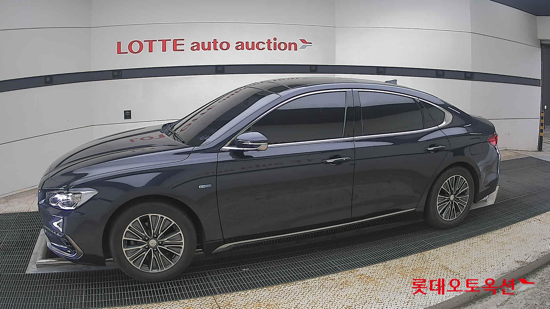 2018 - hyundai grandeur