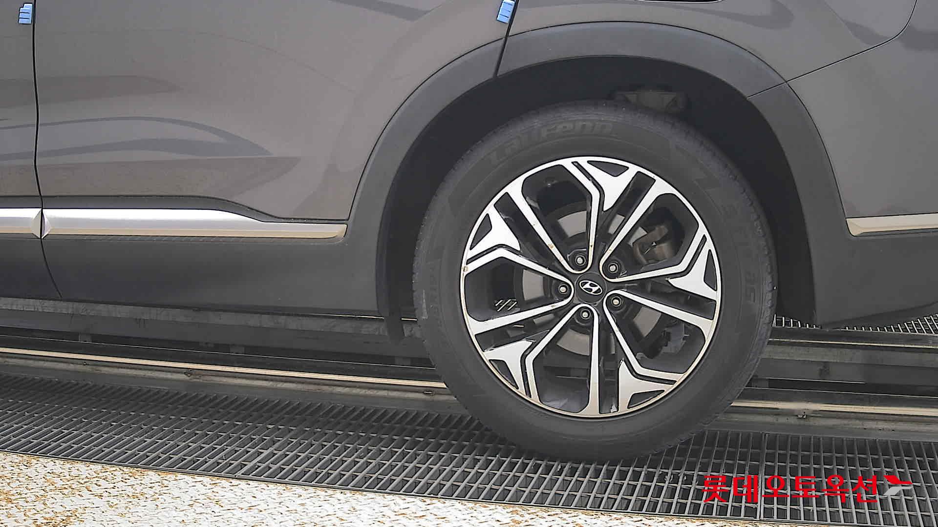 2019 - hyundai santafe