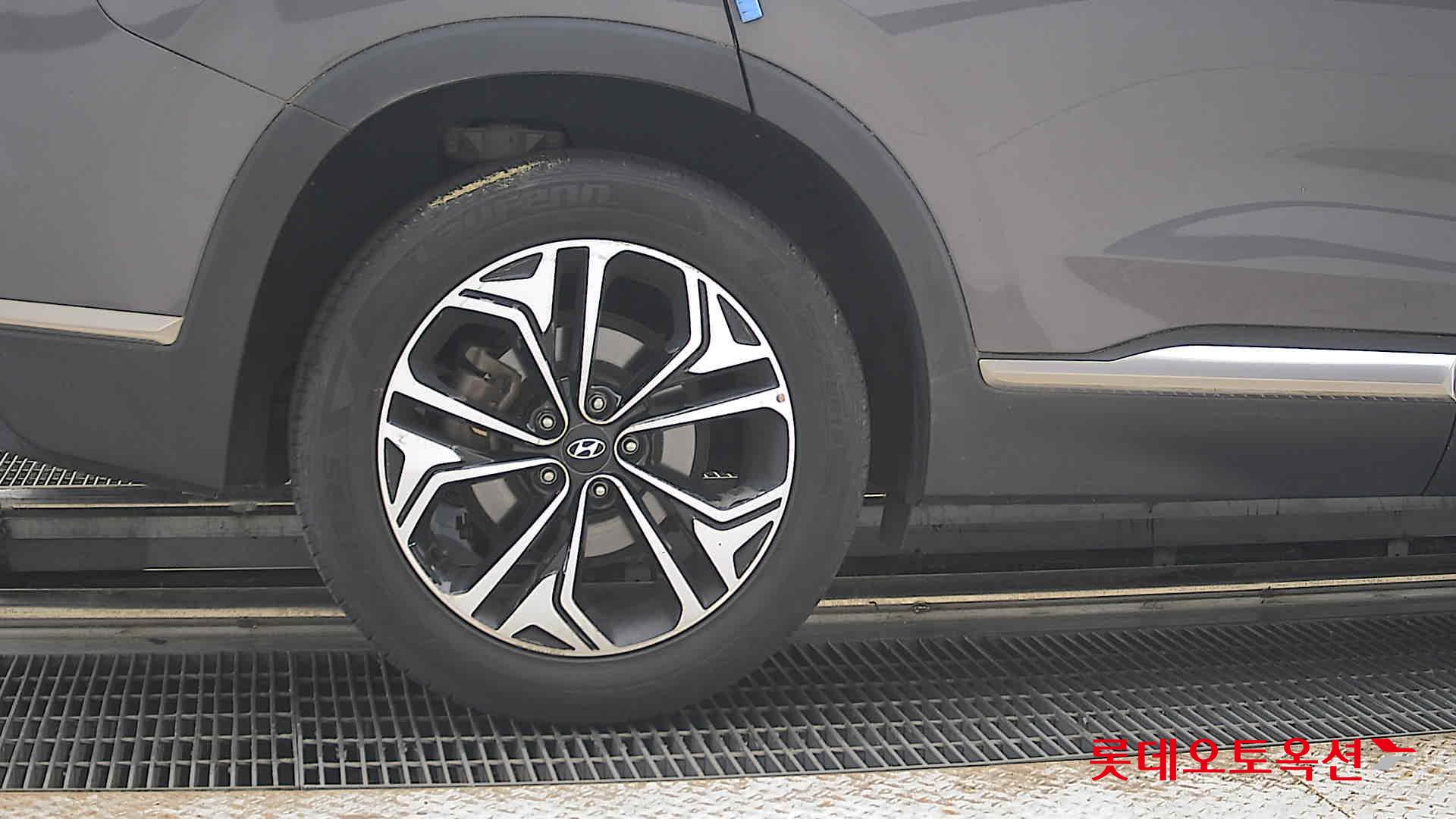 2019 - hyundai santafe