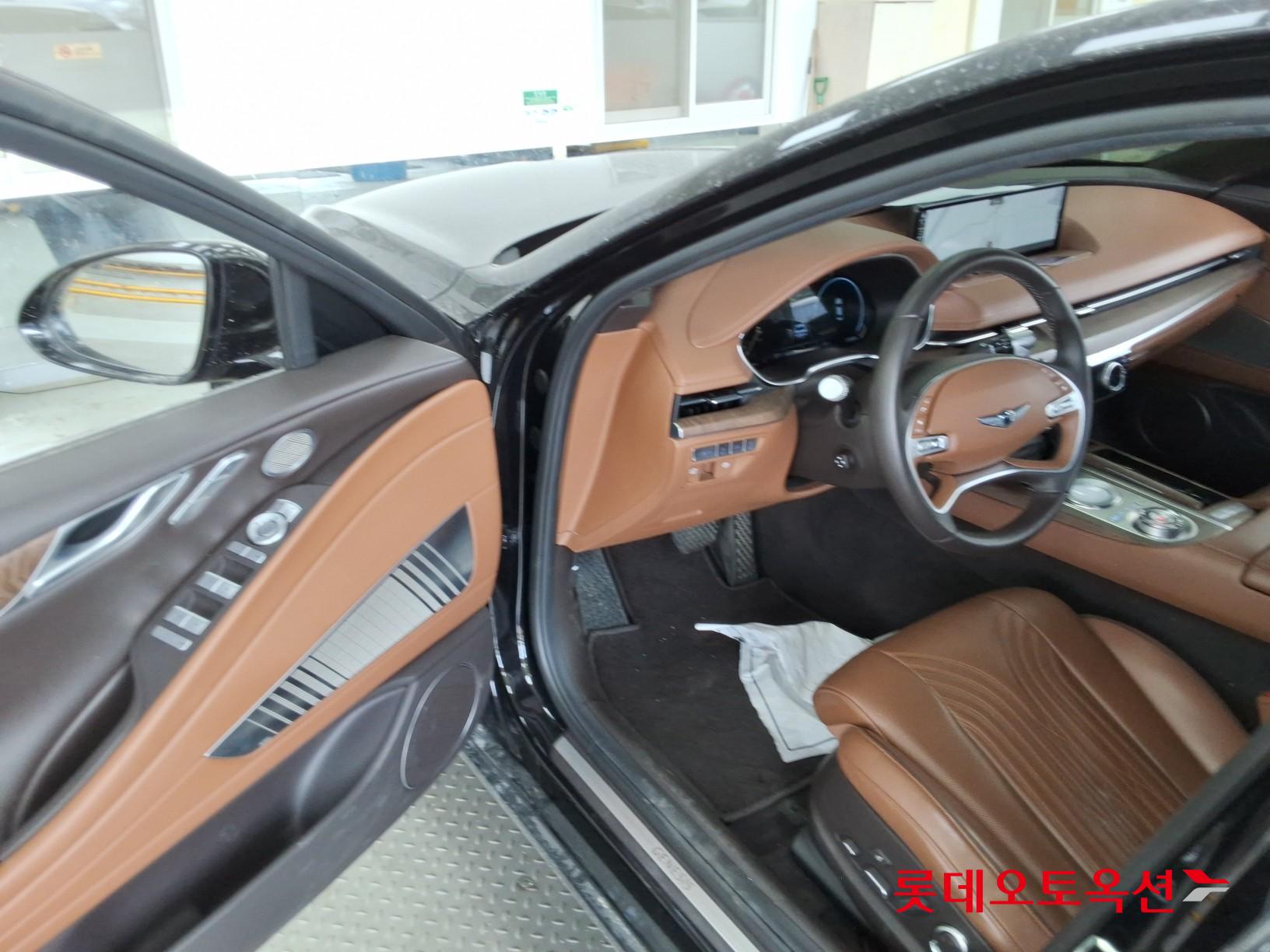 2021 - genesis g80