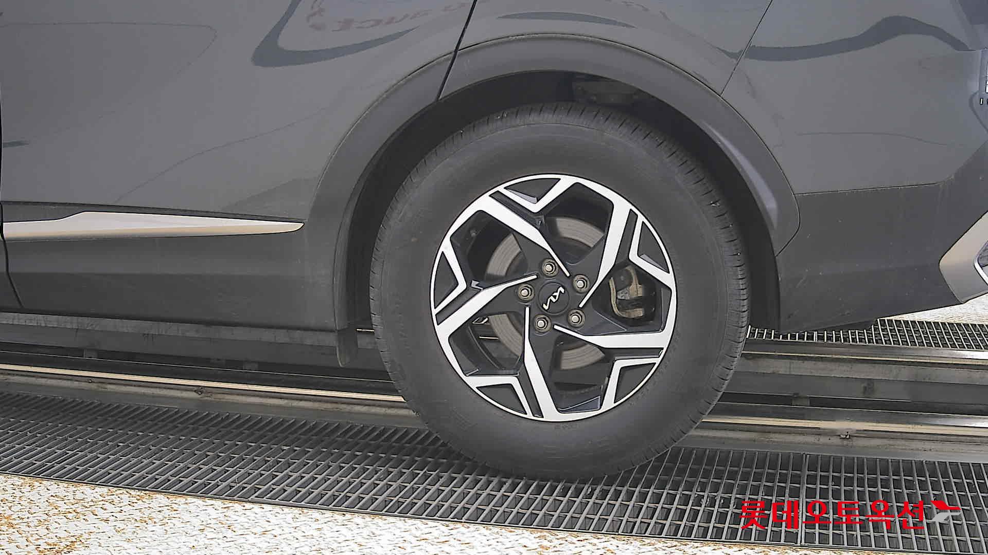 2024 - kia sportage