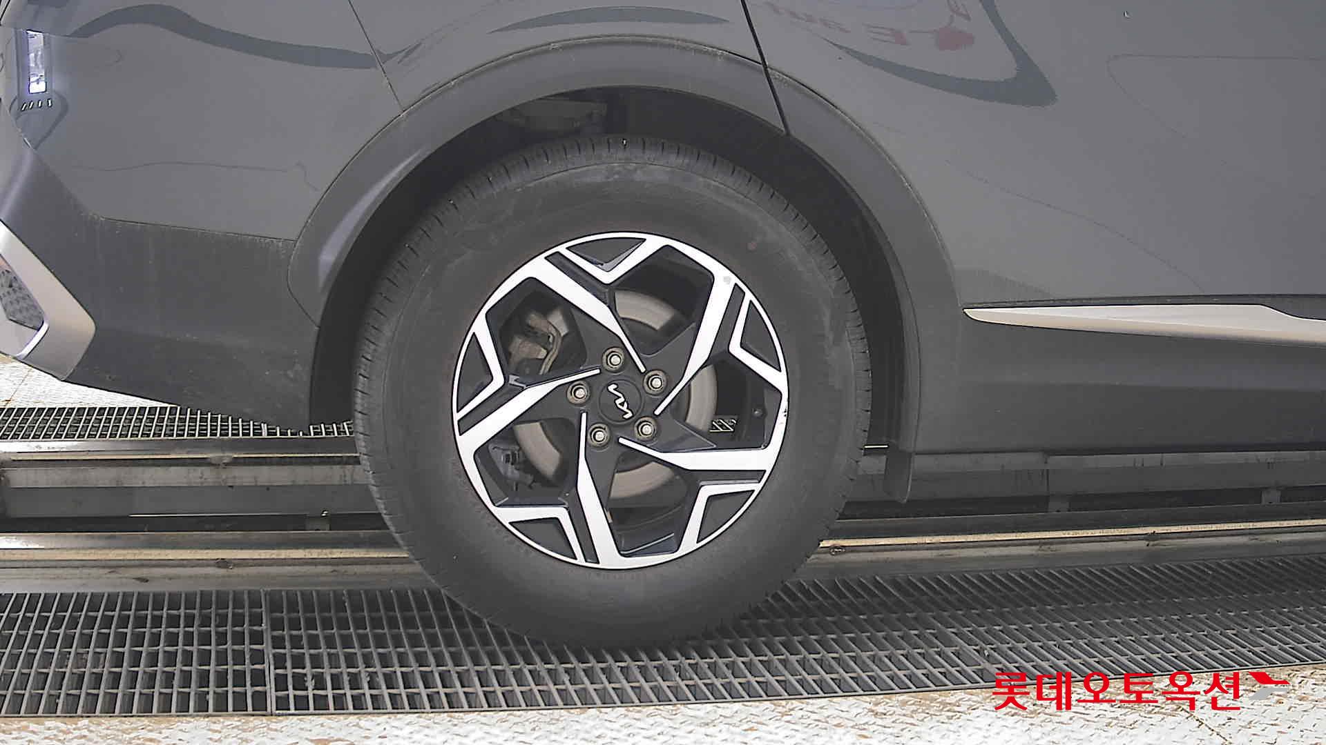 2024 - kia sportage