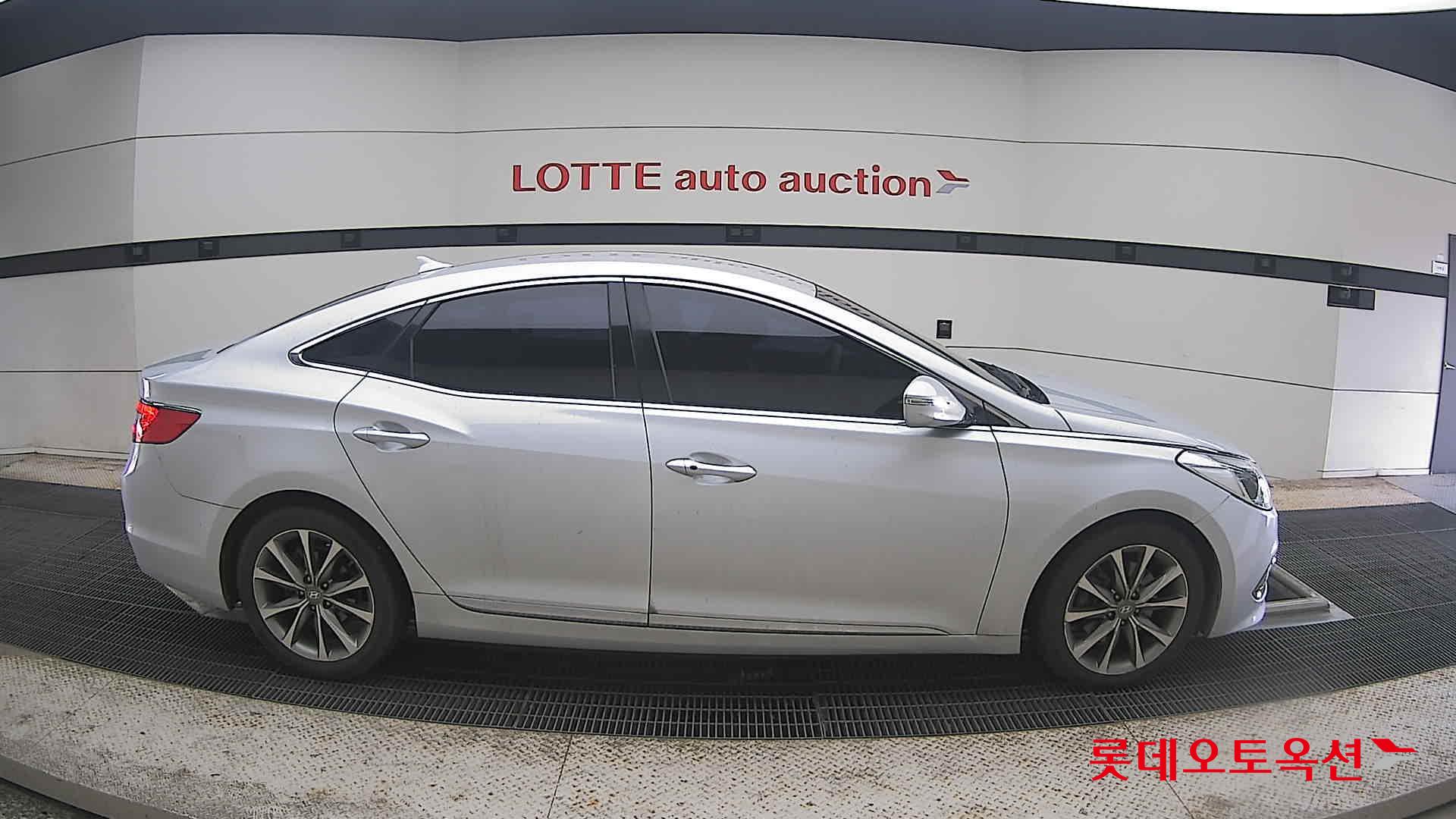 2015 - hyundai grandeur
