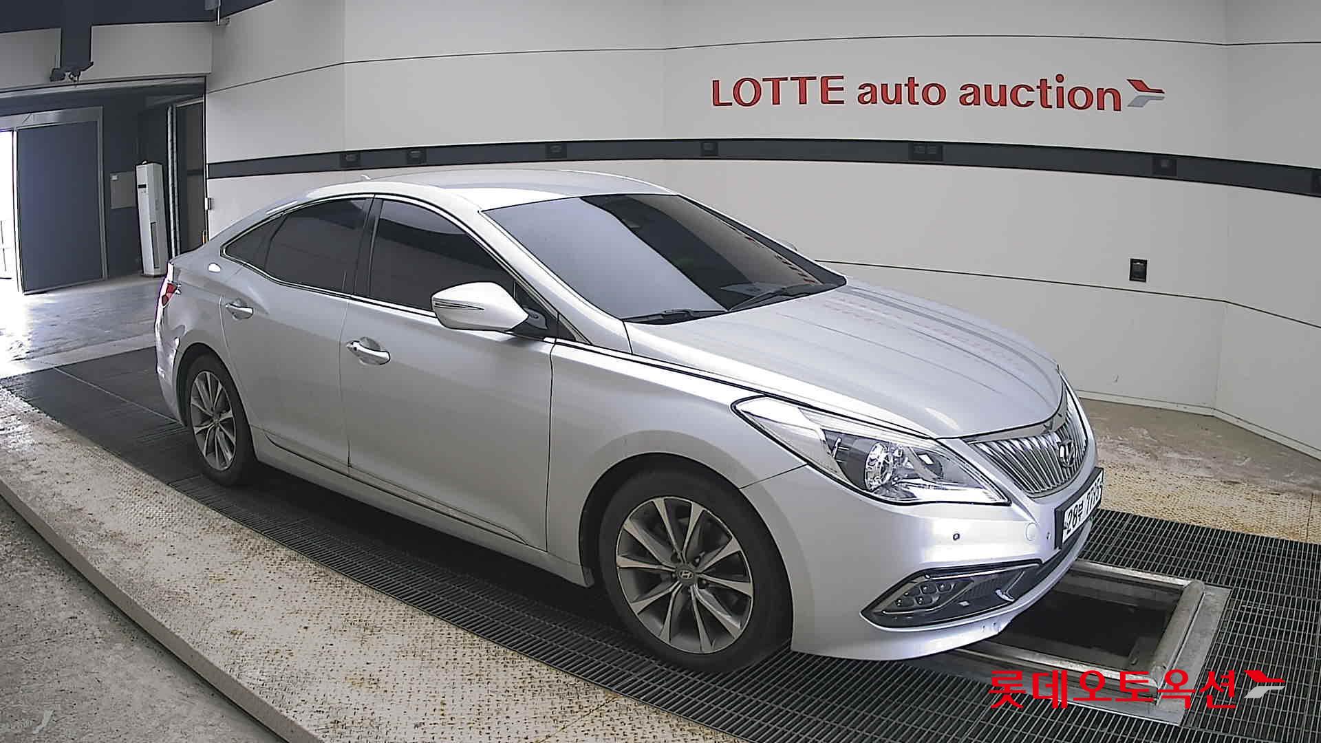 2015 - hyundai grandeur