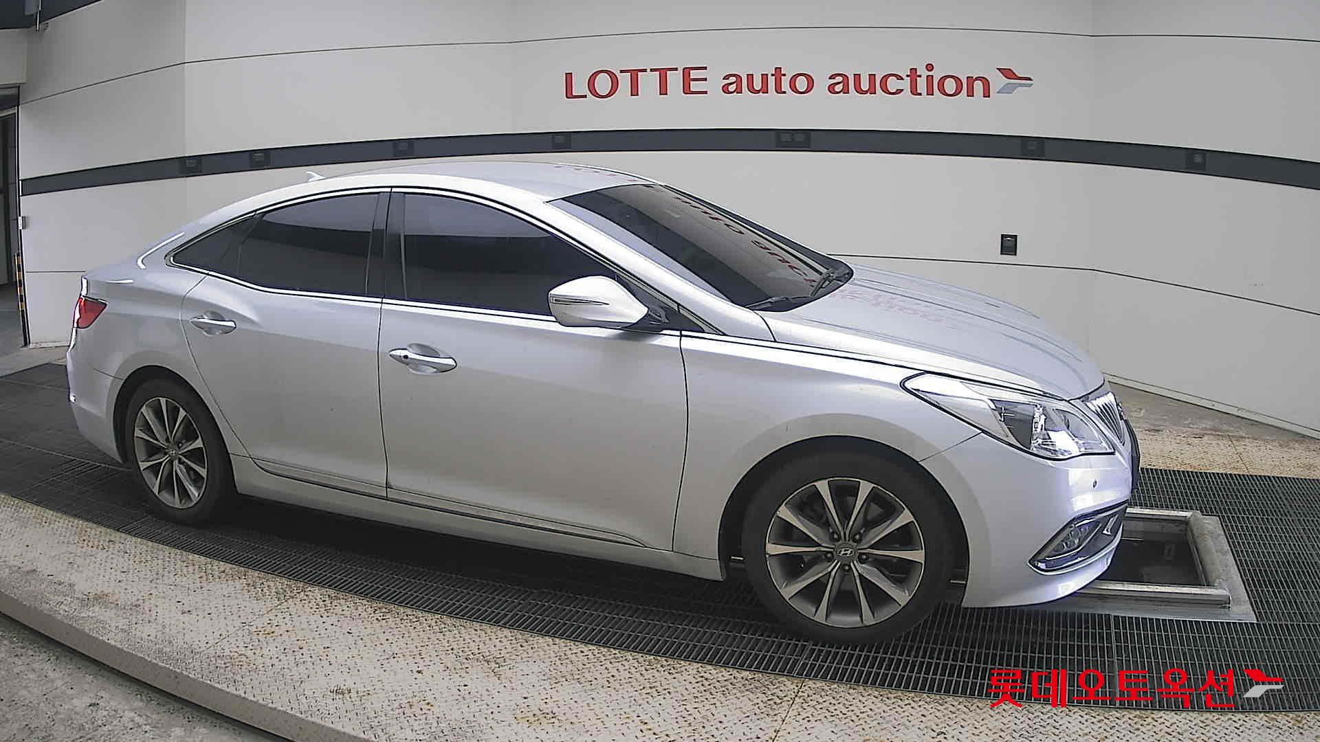 2015 - hyundai grandeur