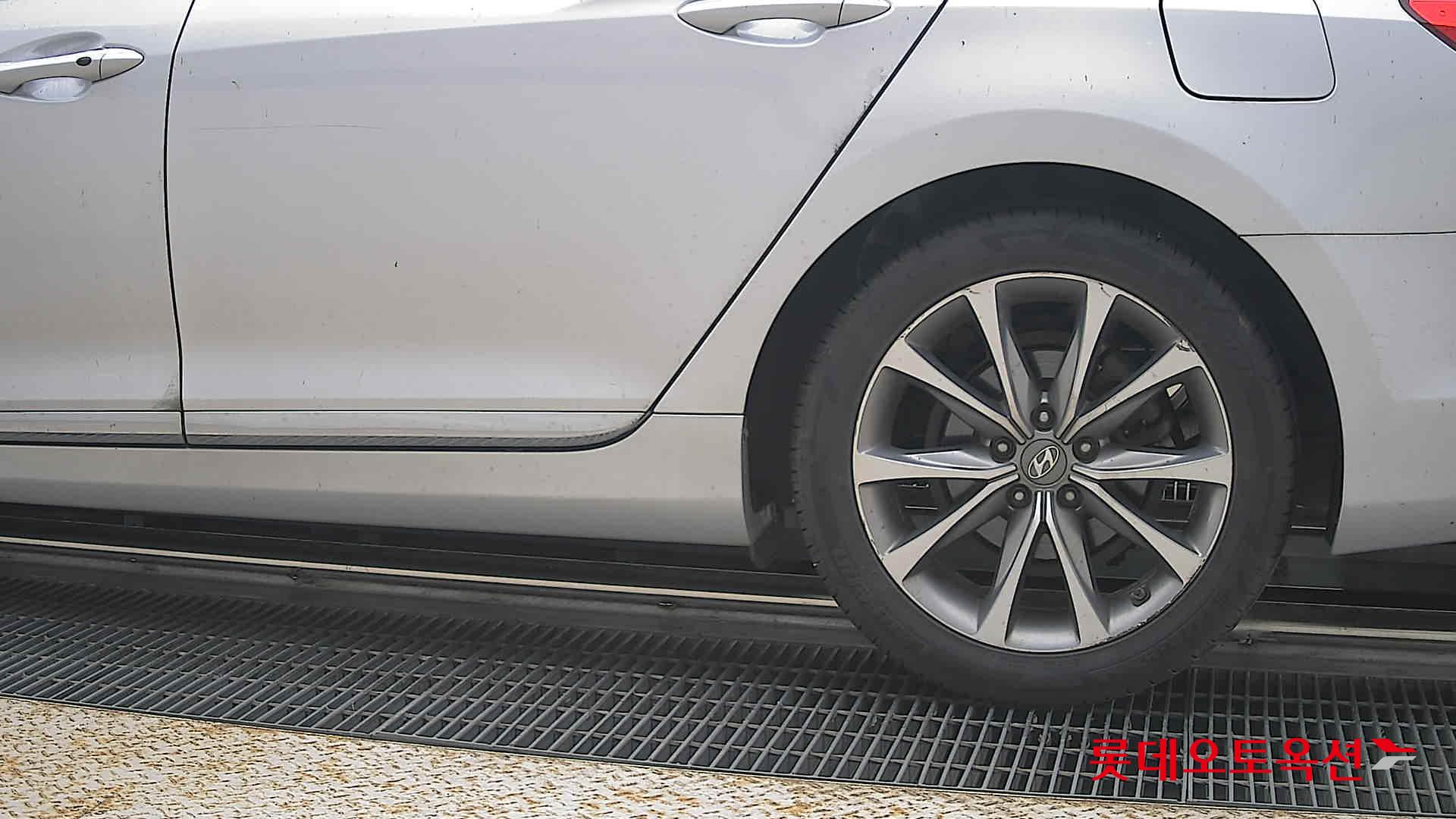 2015 - hyundai grandeur