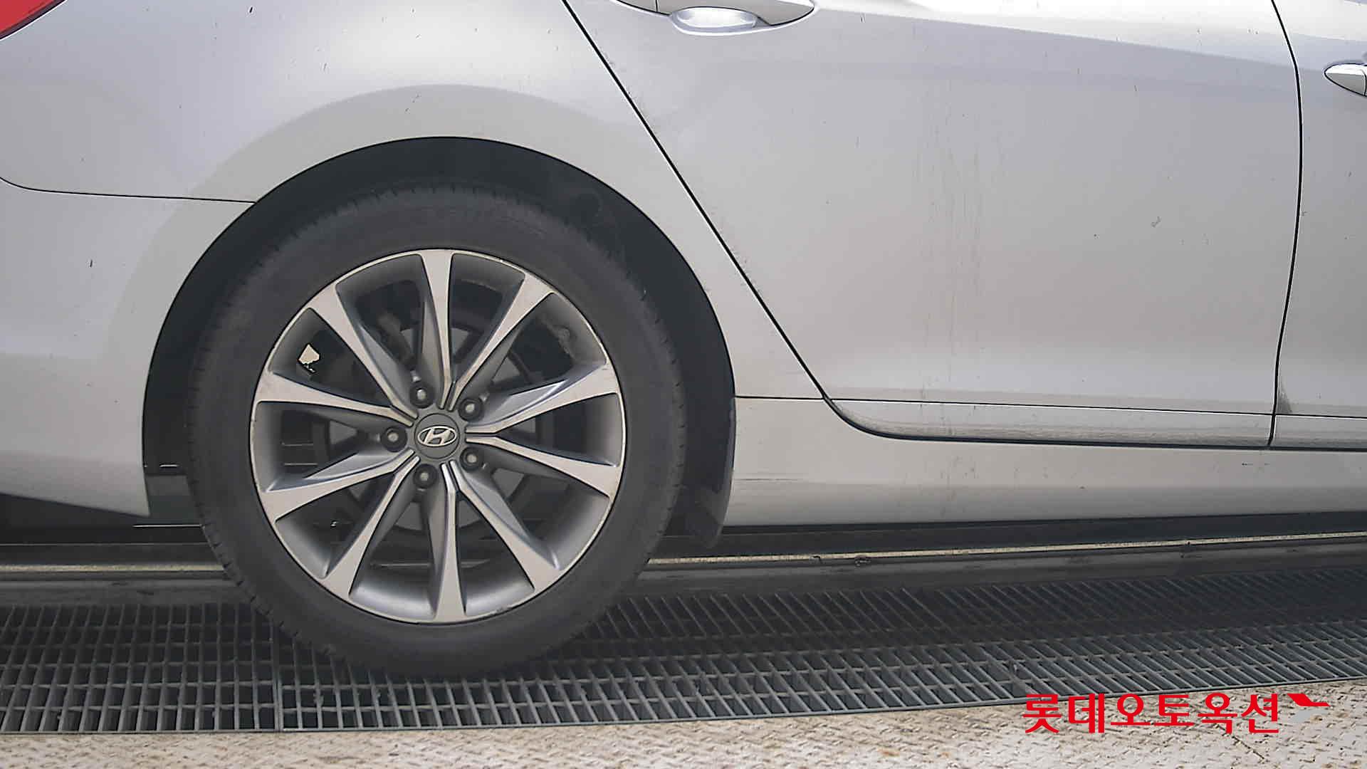 2015 - hyundai grandeur