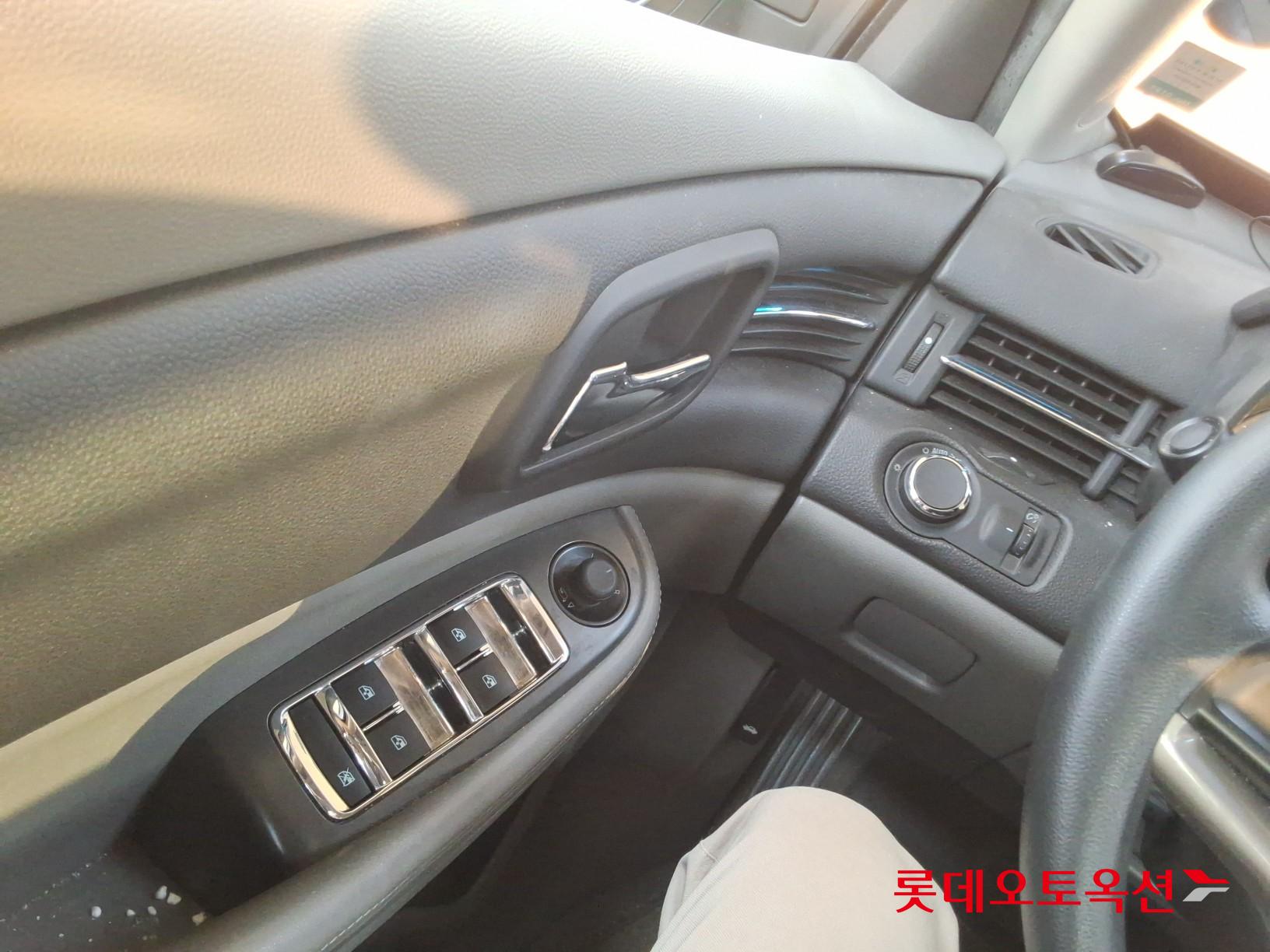 2012 - chevrolet malibu