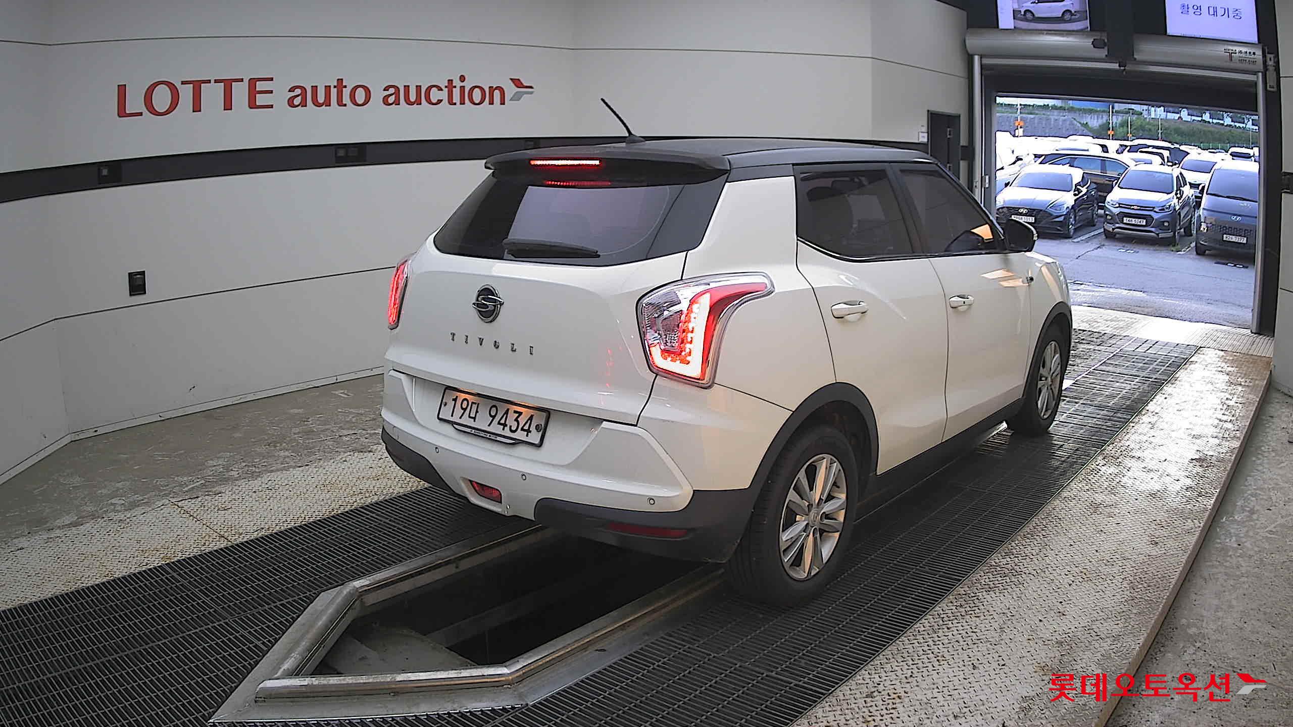 2016 - ssangyong tivoli