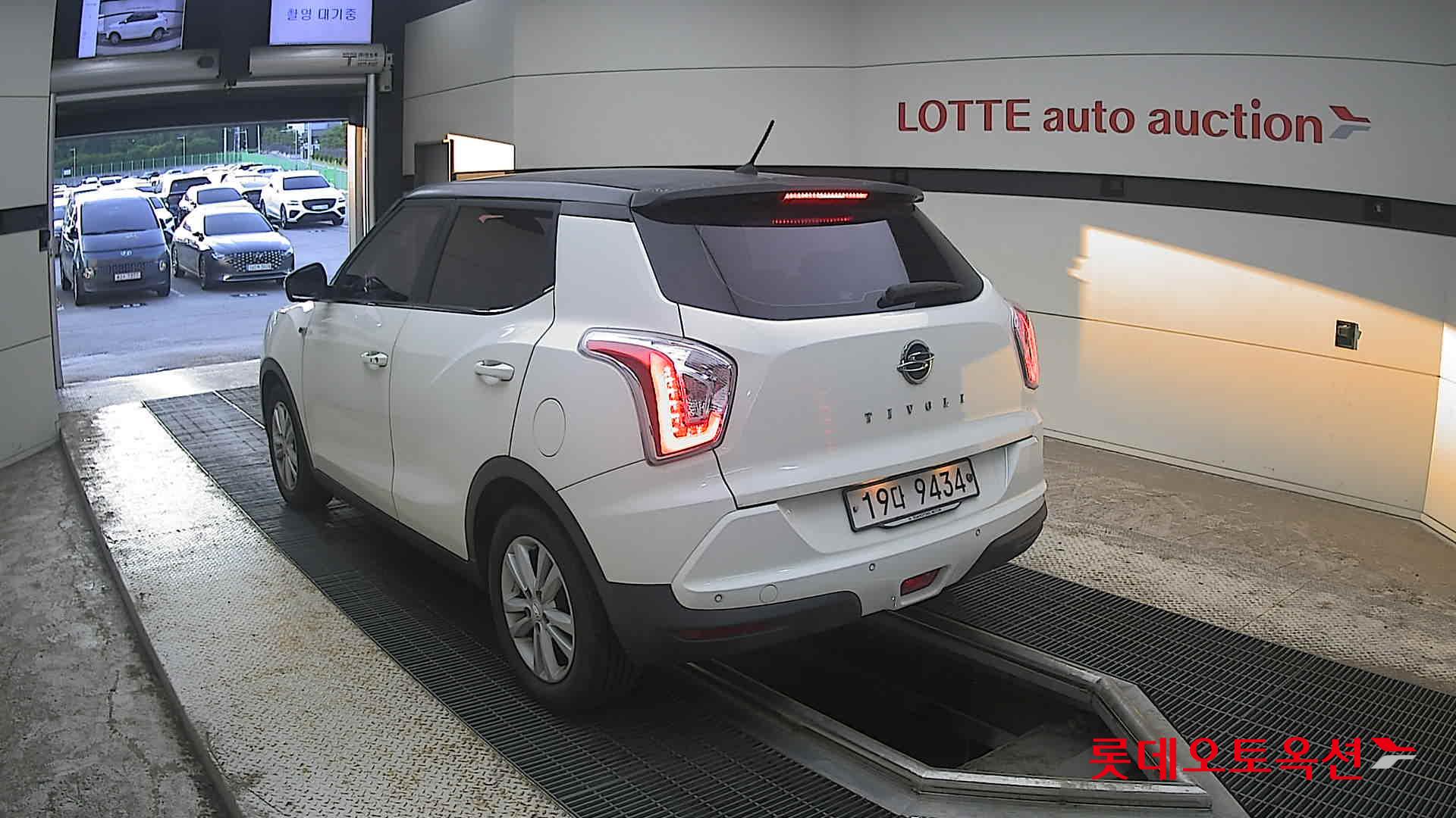 2016 - ssangyong tivoli