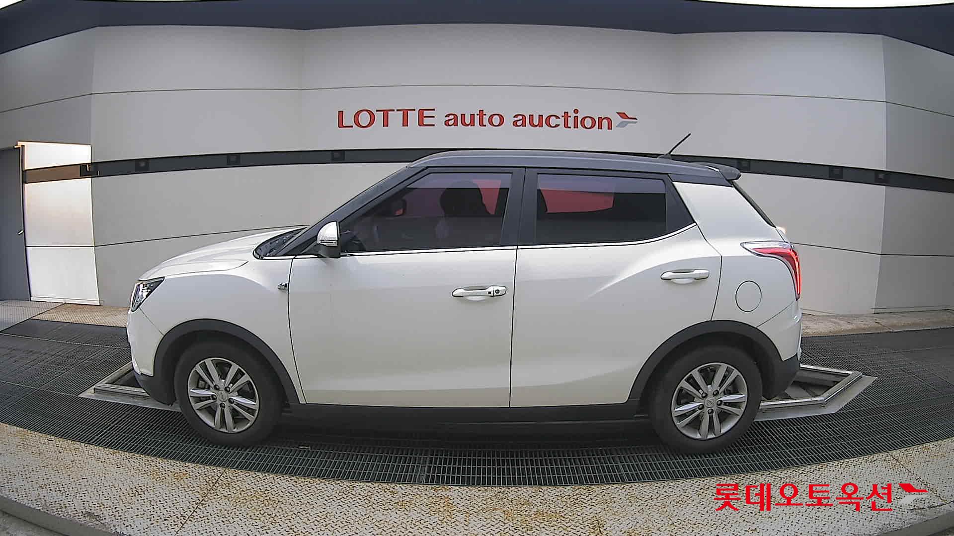 2016 - ssangyong tivoli