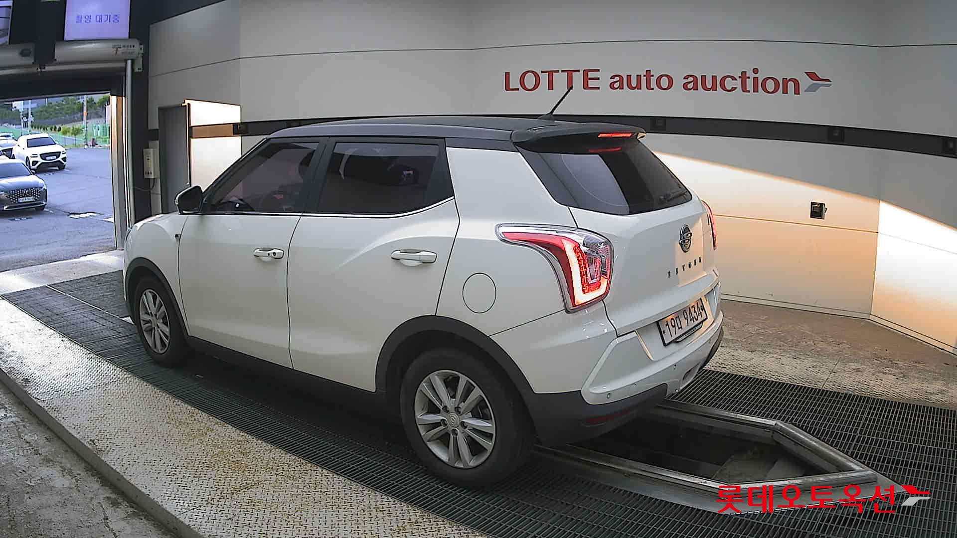 2016 - ssangyong tivoli
