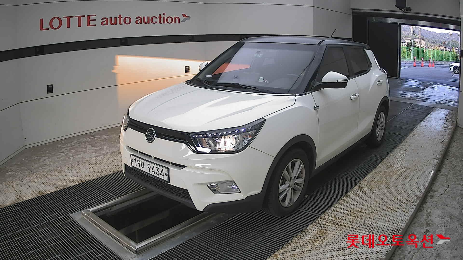 2016 - ssangyong tivoli
