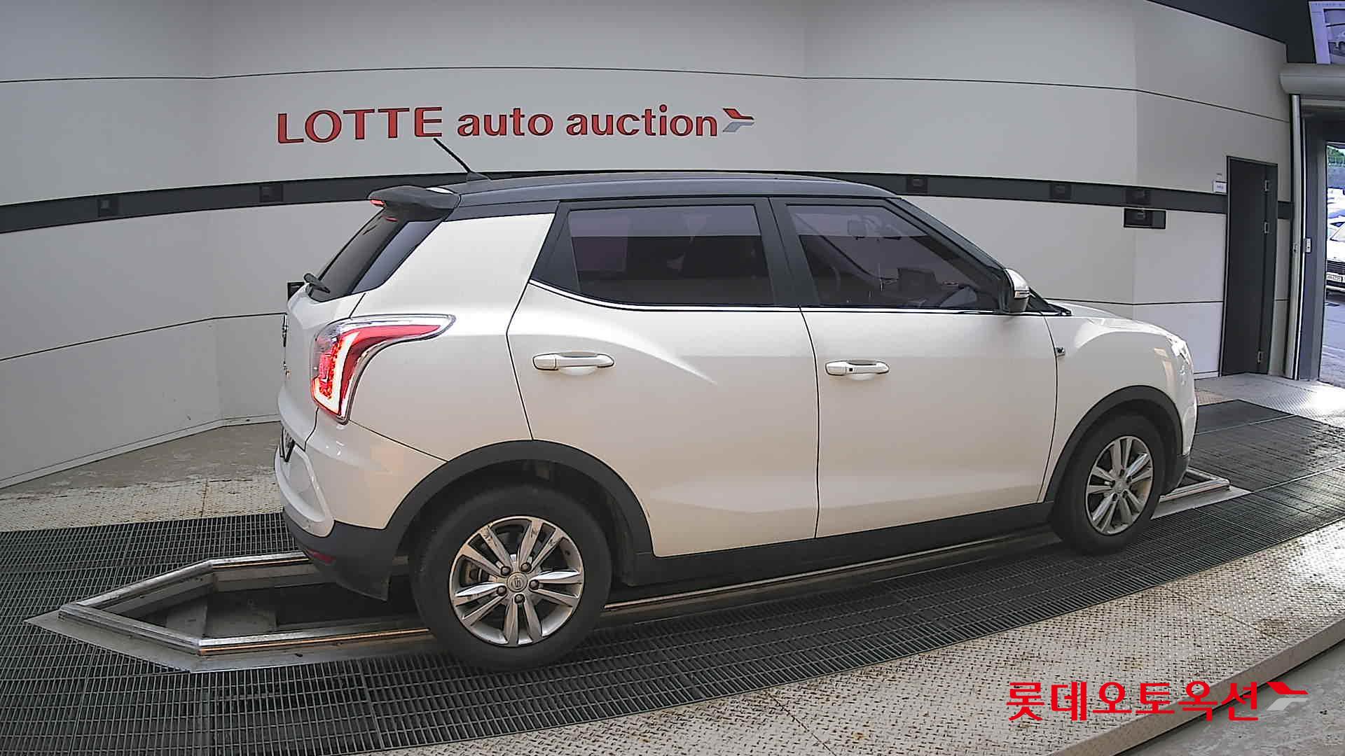 2016 - ssangyong tivoli