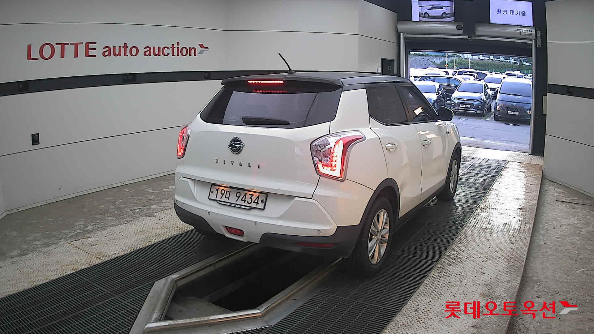 2016 - ssangyong tivoli
