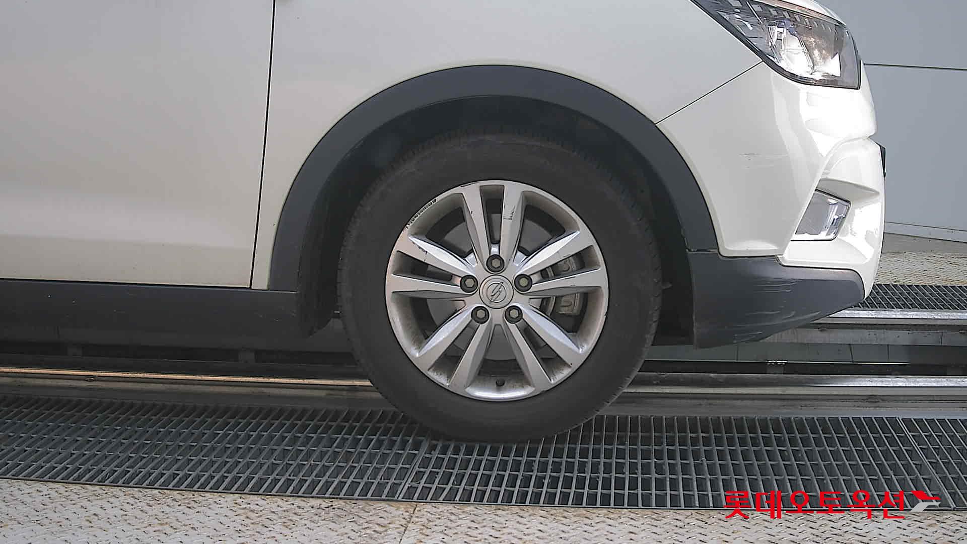 2016 - ssangyong tivoli