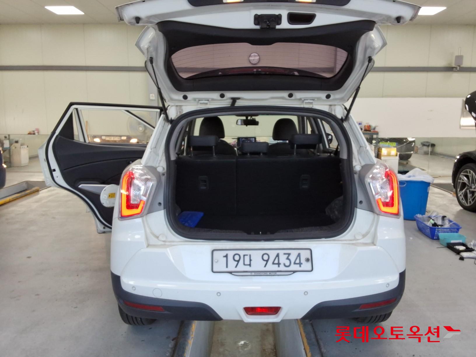 2016 - ssangyong tivoli