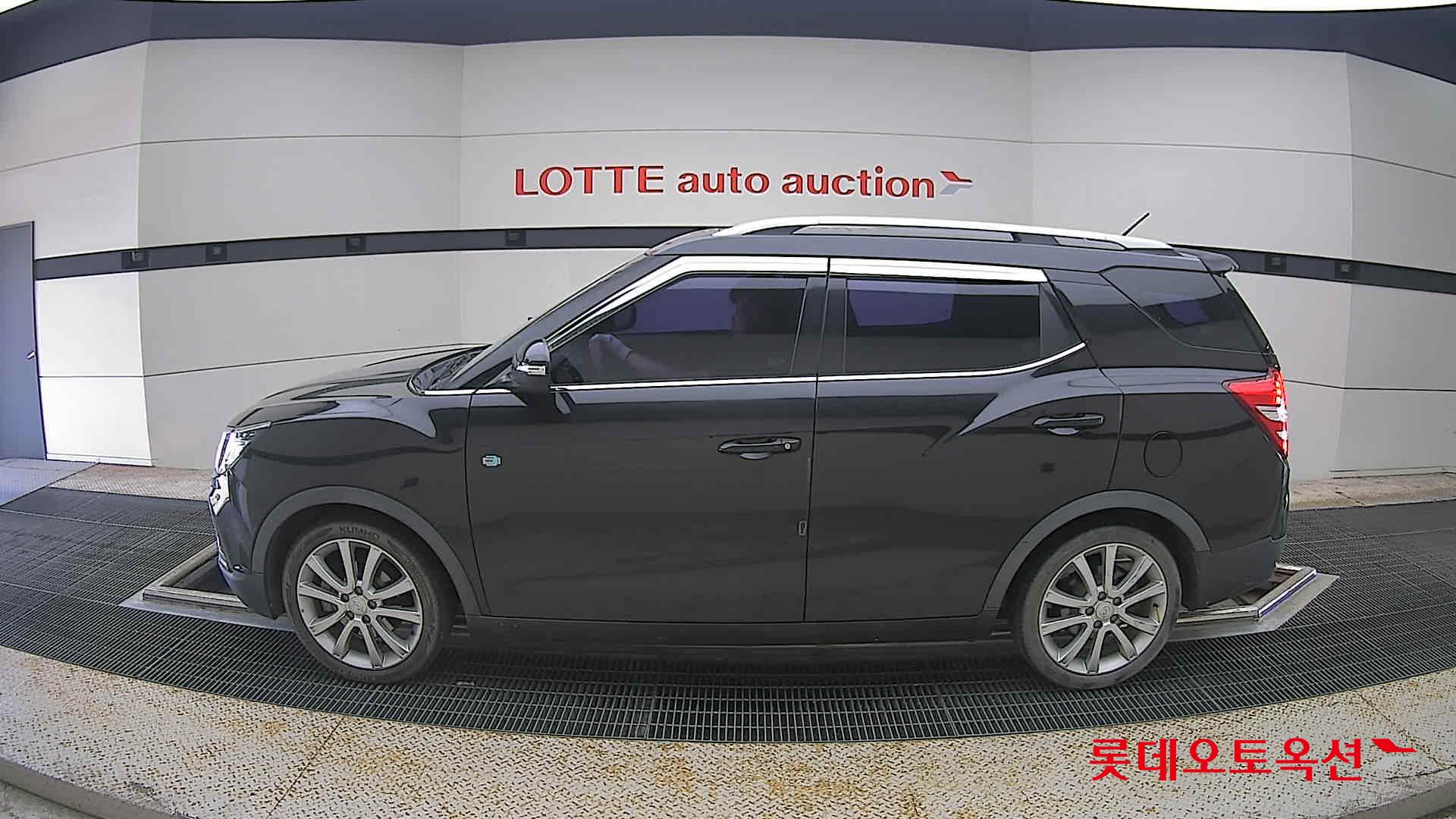 2016 - ssangyong tivoli