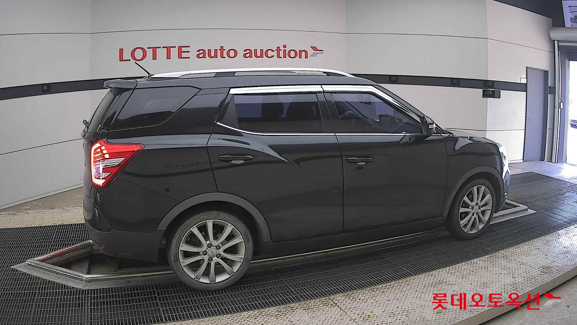 2016 - ssangyong tivoli