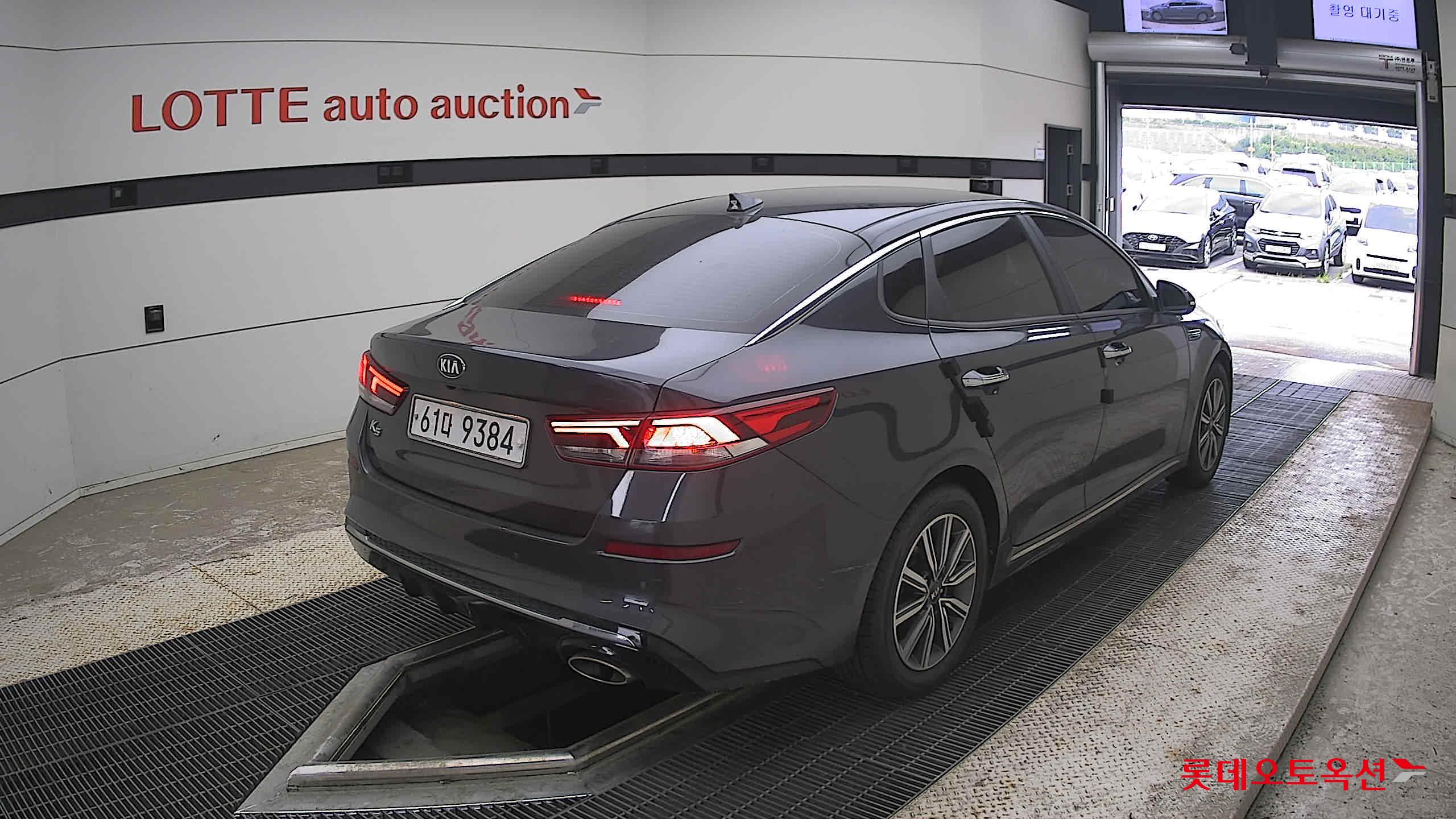 2019 - kia k5